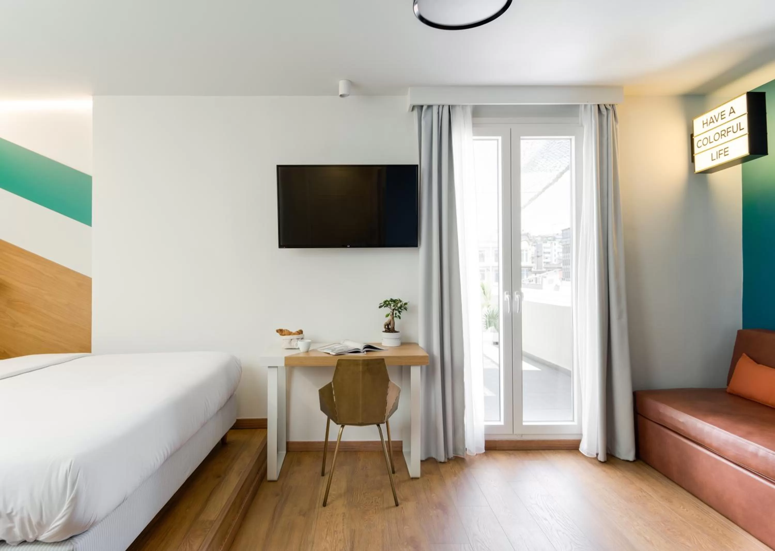 Bed in Colors Urban Hotel Thessaloniki