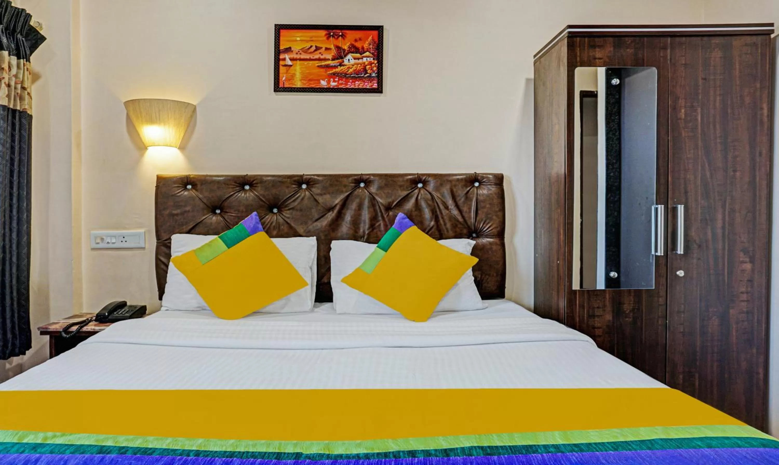 Bedroom, Bed in Itsy By Treebo - Punest