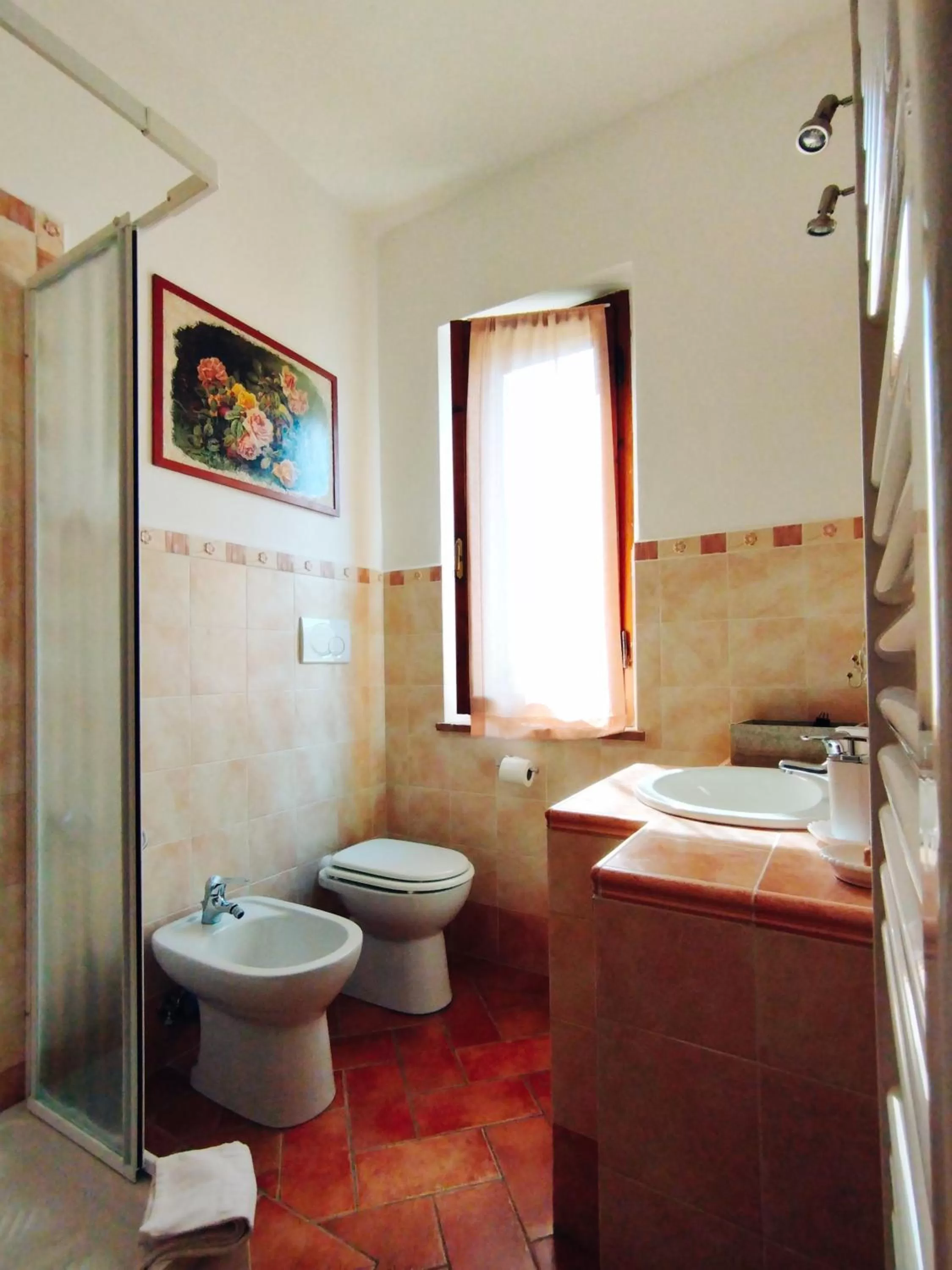 Bathroom in La Casa Tra Gli Ulivi