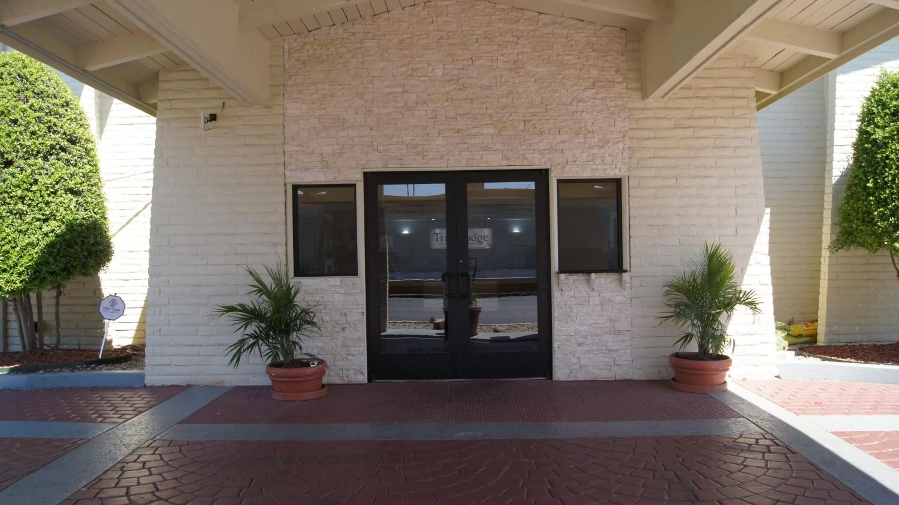 Facade/entrance in Travelodge by Wyndham North Richland Hills/Dallas/Ft Worth
