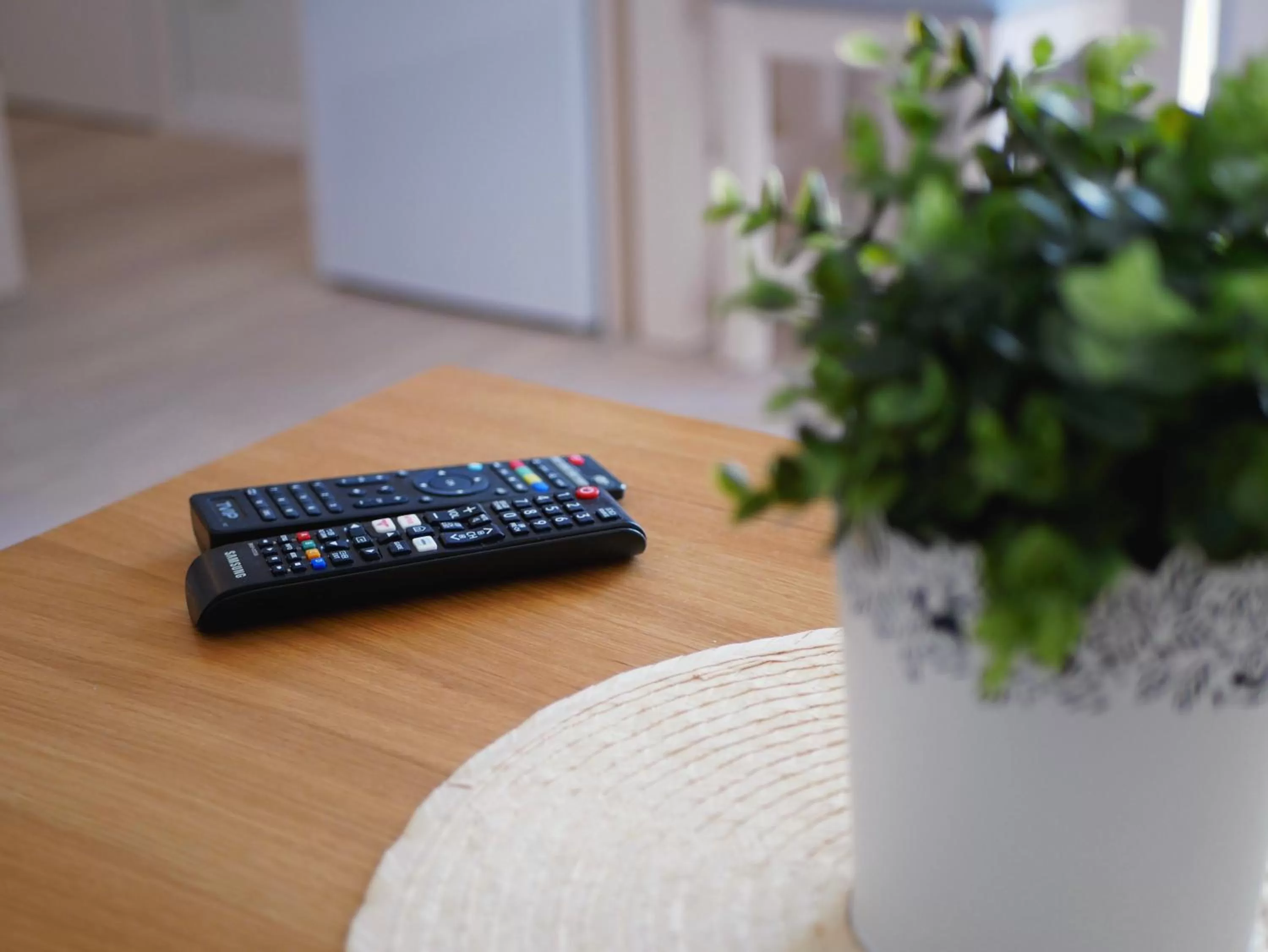 TV and multimedia in J14A I Rooms & Apartments AUTOMATED SELF CHECK-IN