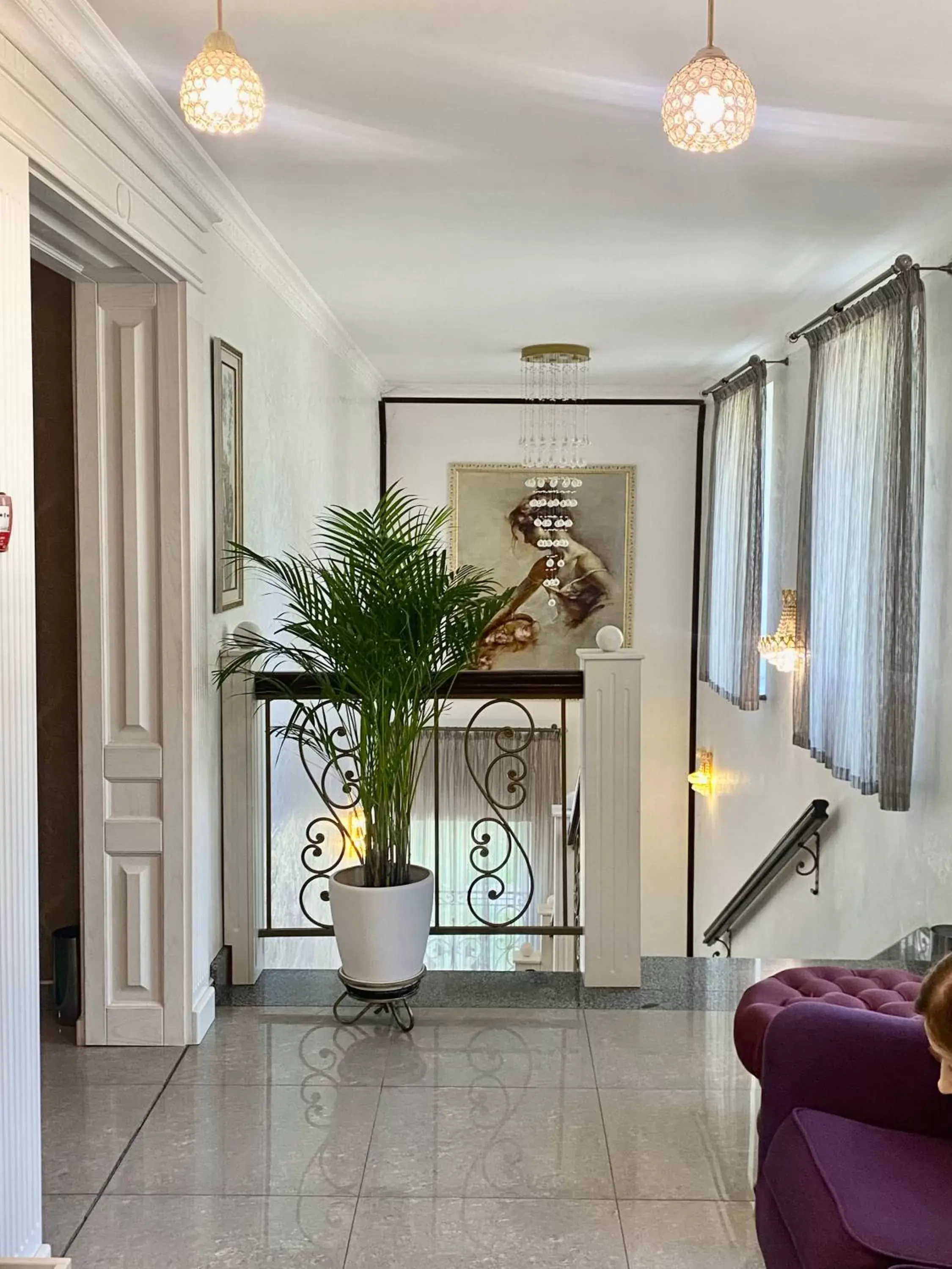 Boutique Hotel Deluxe Boutique Hotel Deluxe