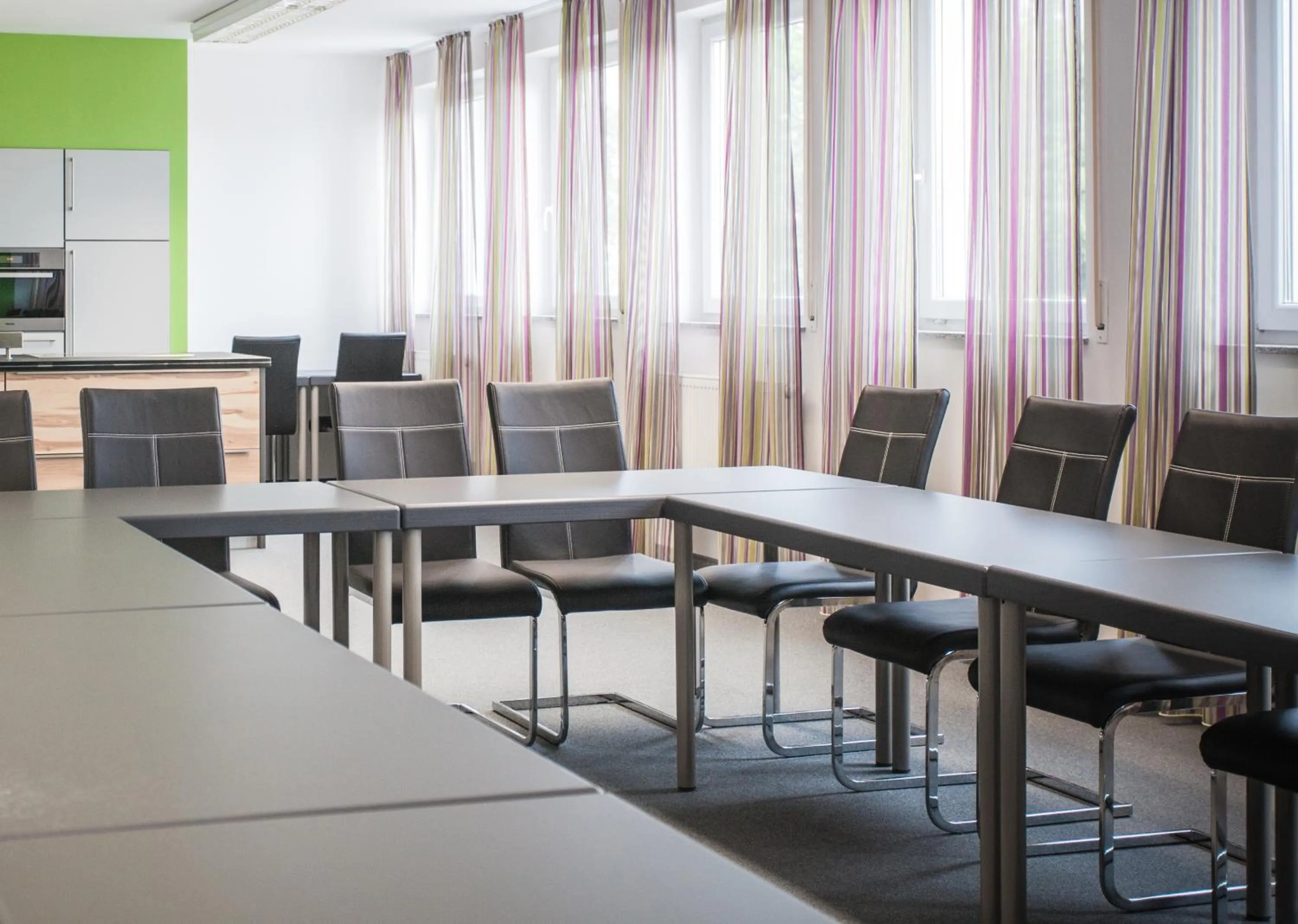 Business facilities in GS Hotel