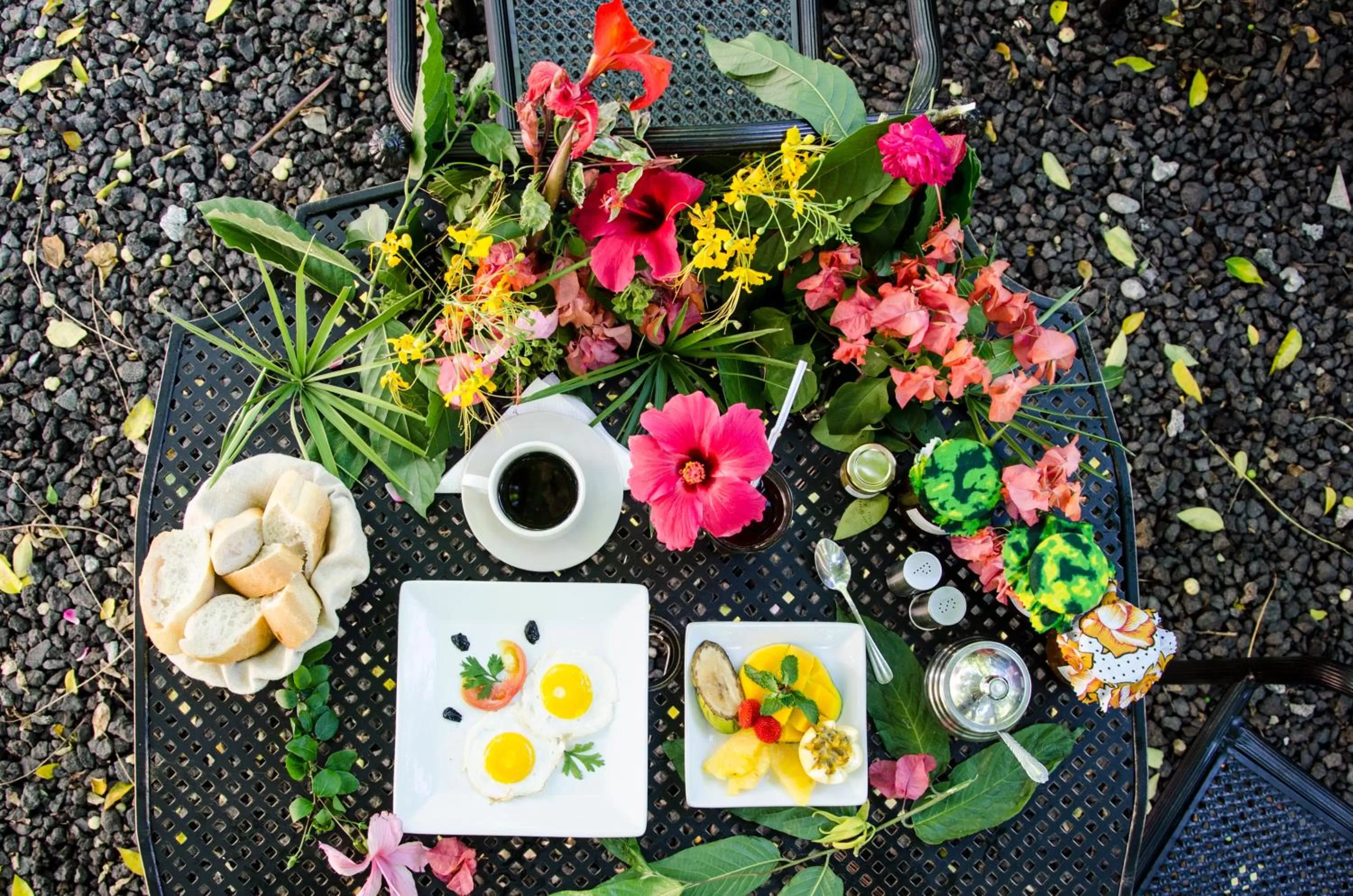 Continental breakfast in Hotel Jardin de la Paix