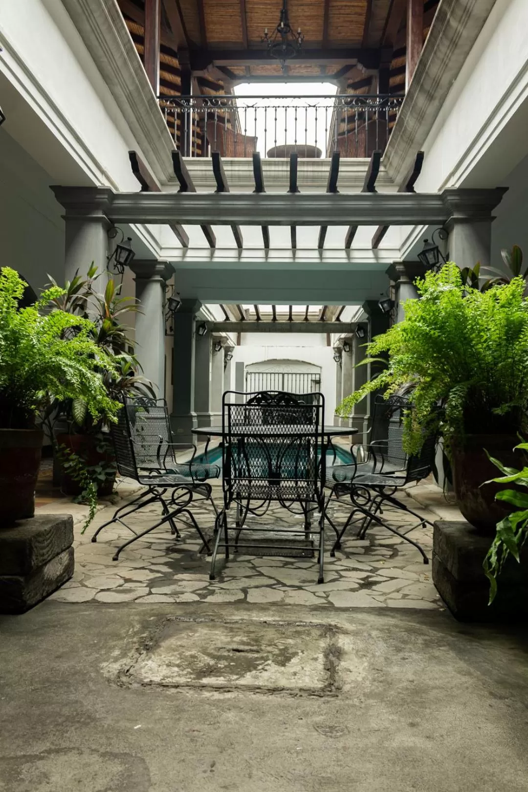 Property building in Hotel & Restaurante La Gran Francia