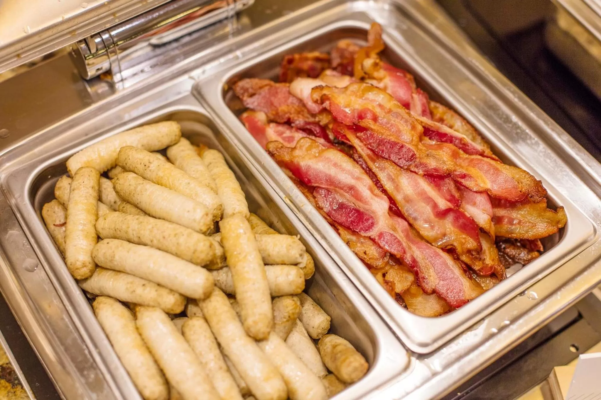 Restaurant/places to eat in Holiday Inn Austin Midtown by IHG