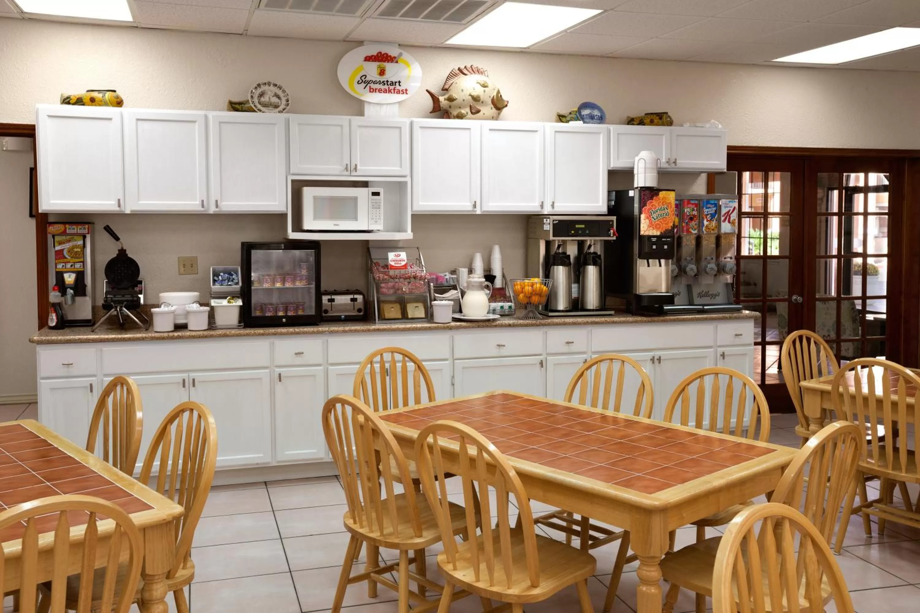 Restaurant/places to eat in Super 8 by Wyndham South Padre Island