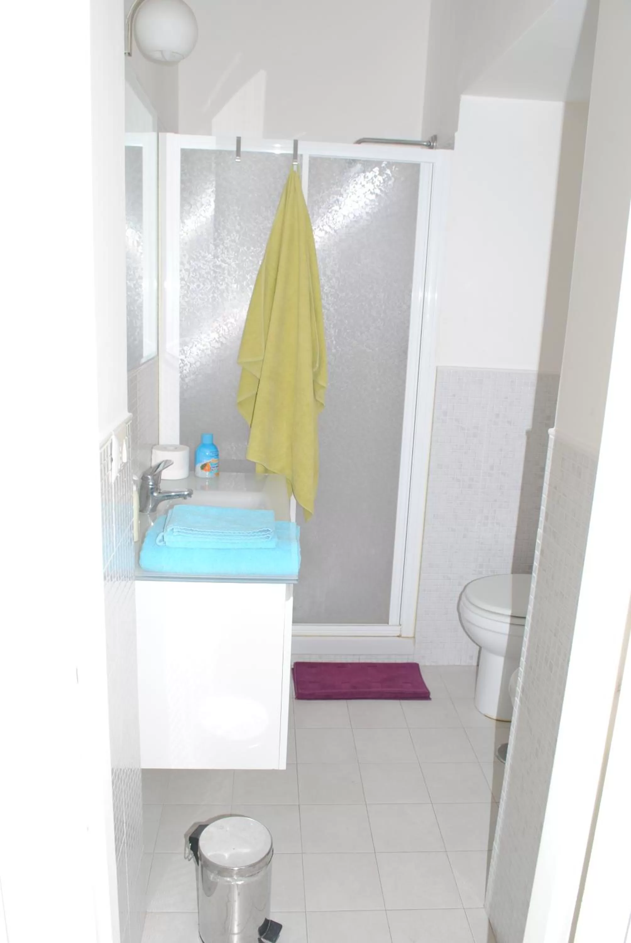 Bathroom in Lombardo