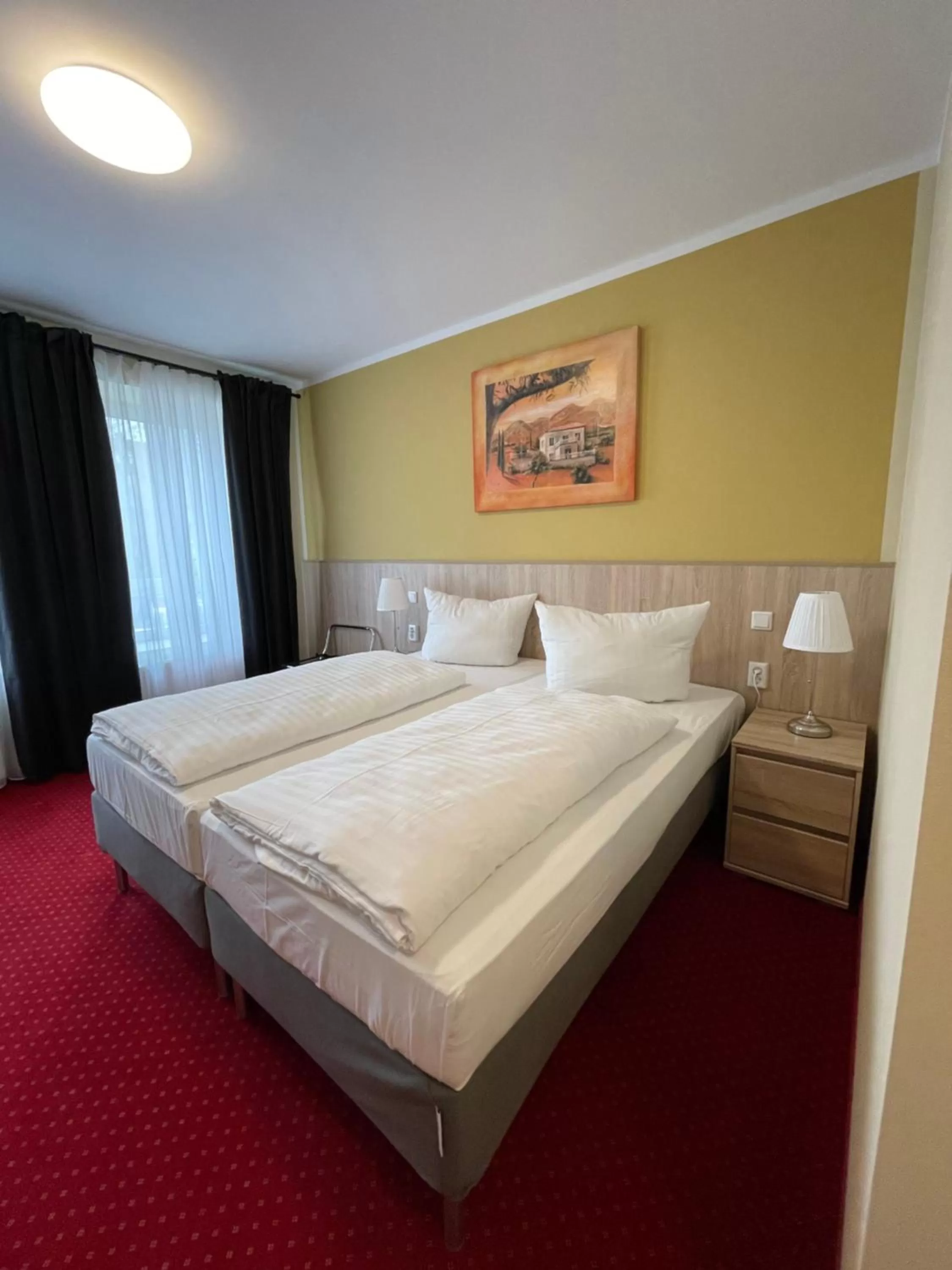 Photo of the whole room, Bed in Palm Premium Hotel & Apartments