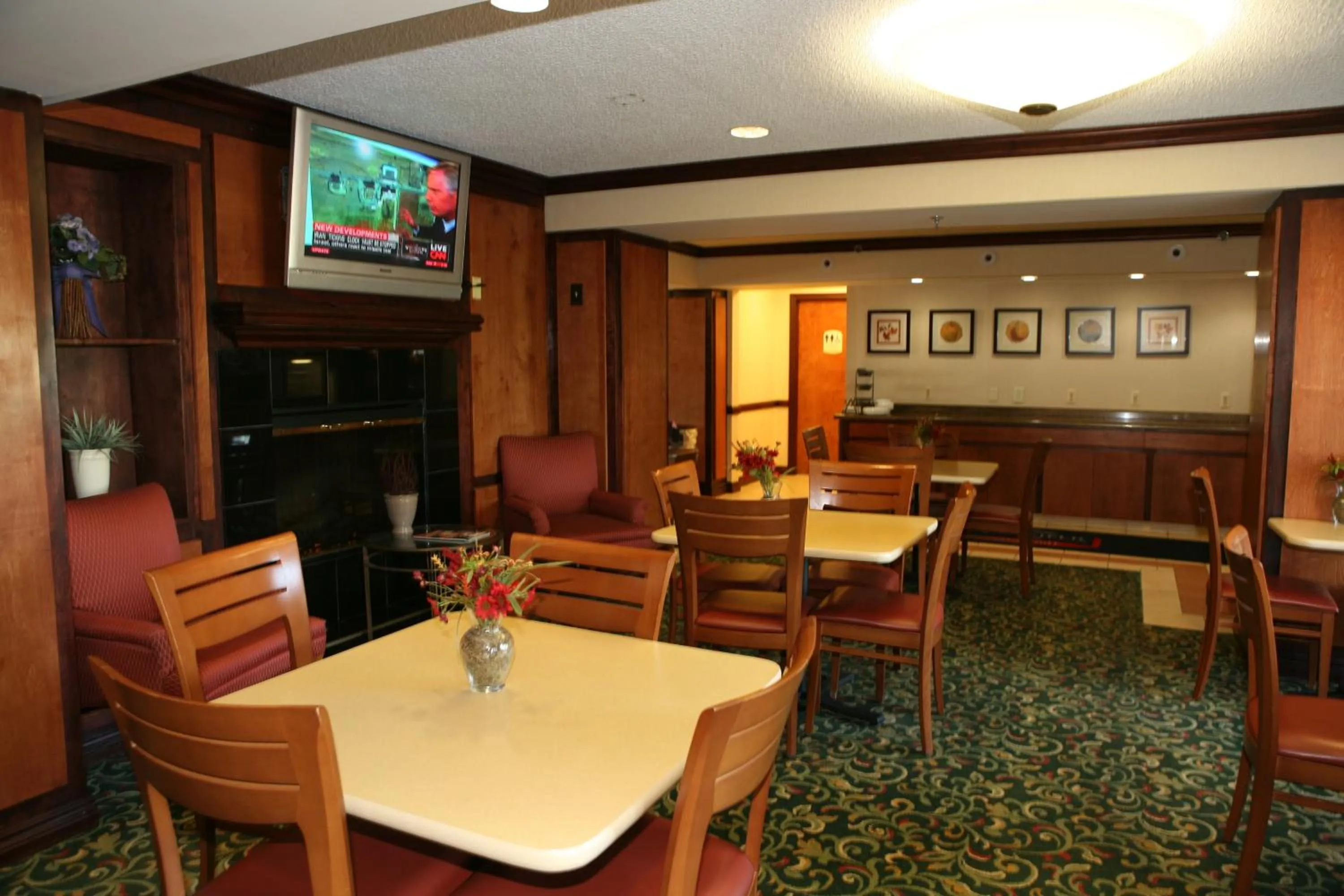 Restaurant/places to eat in Staywell Inn