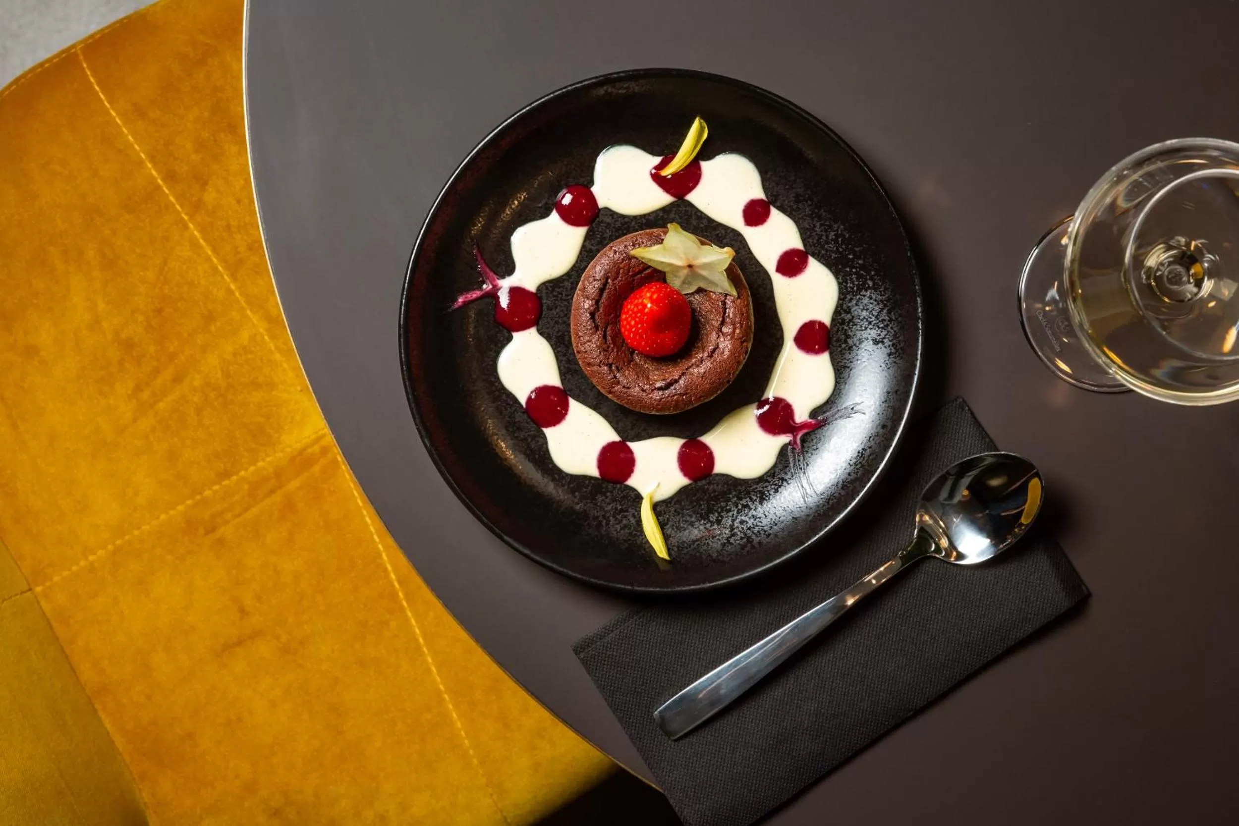 Restaurant/places to eat in voco Strasbourg Centre - The Garden by IHG