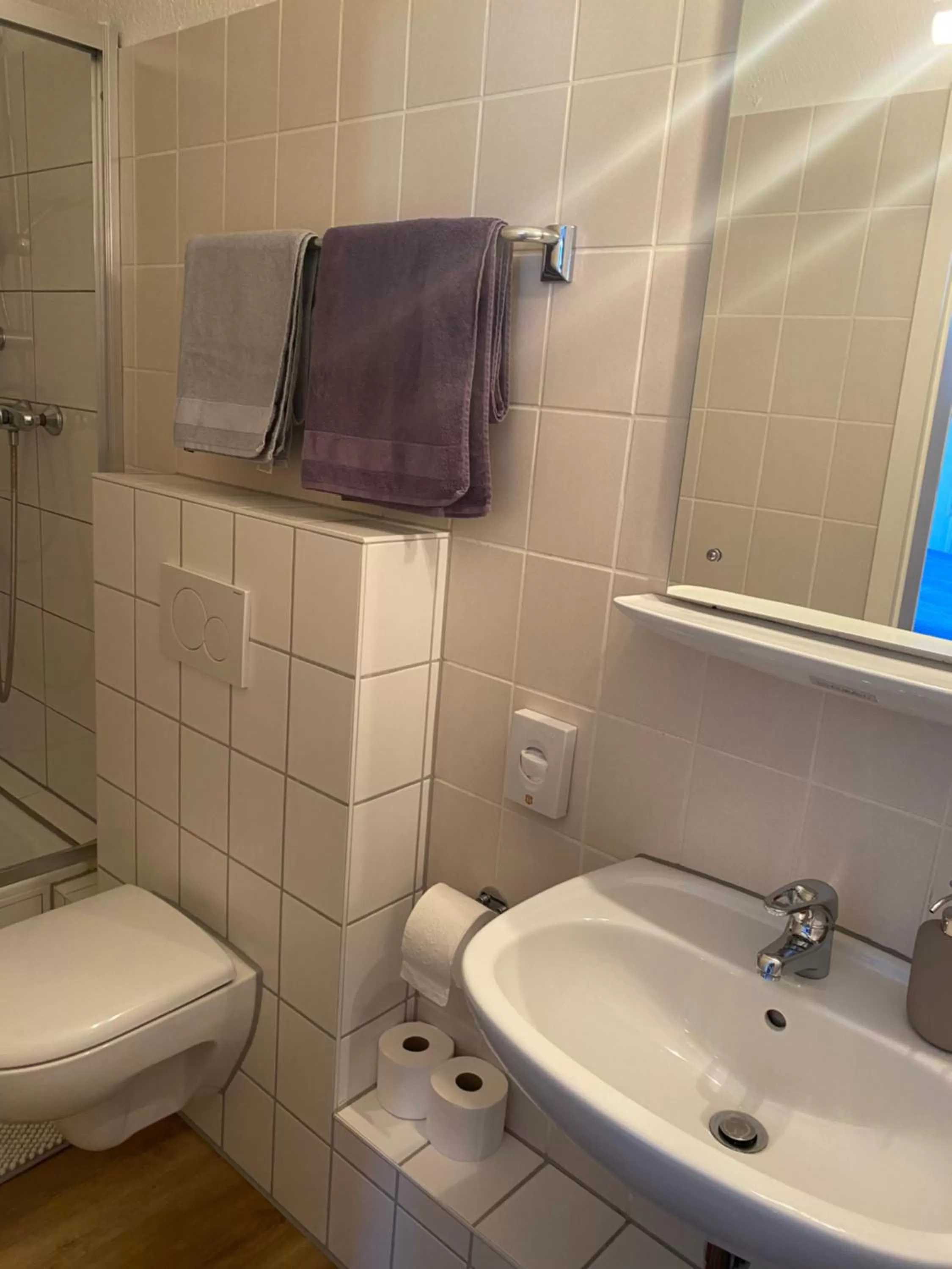 Bathroom in Hotel am See