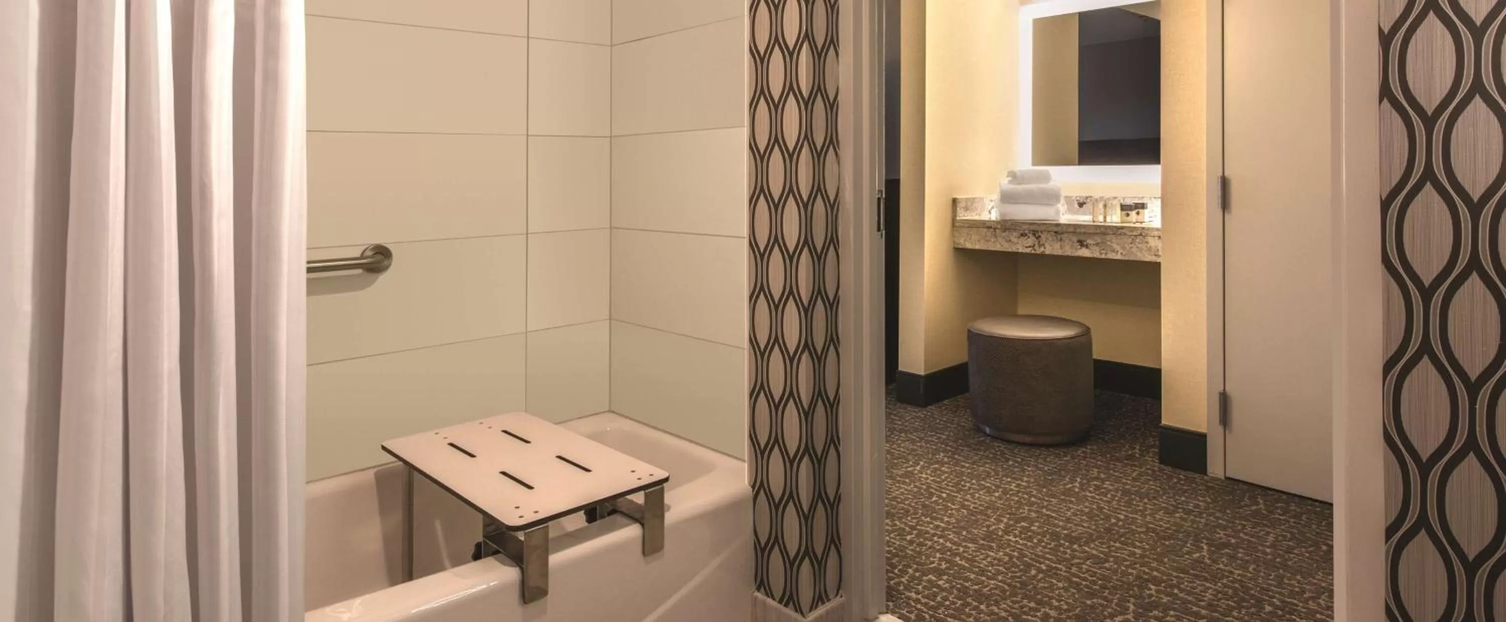 Bathroom in DoubleTree by Hilton Chicago Schaumburg