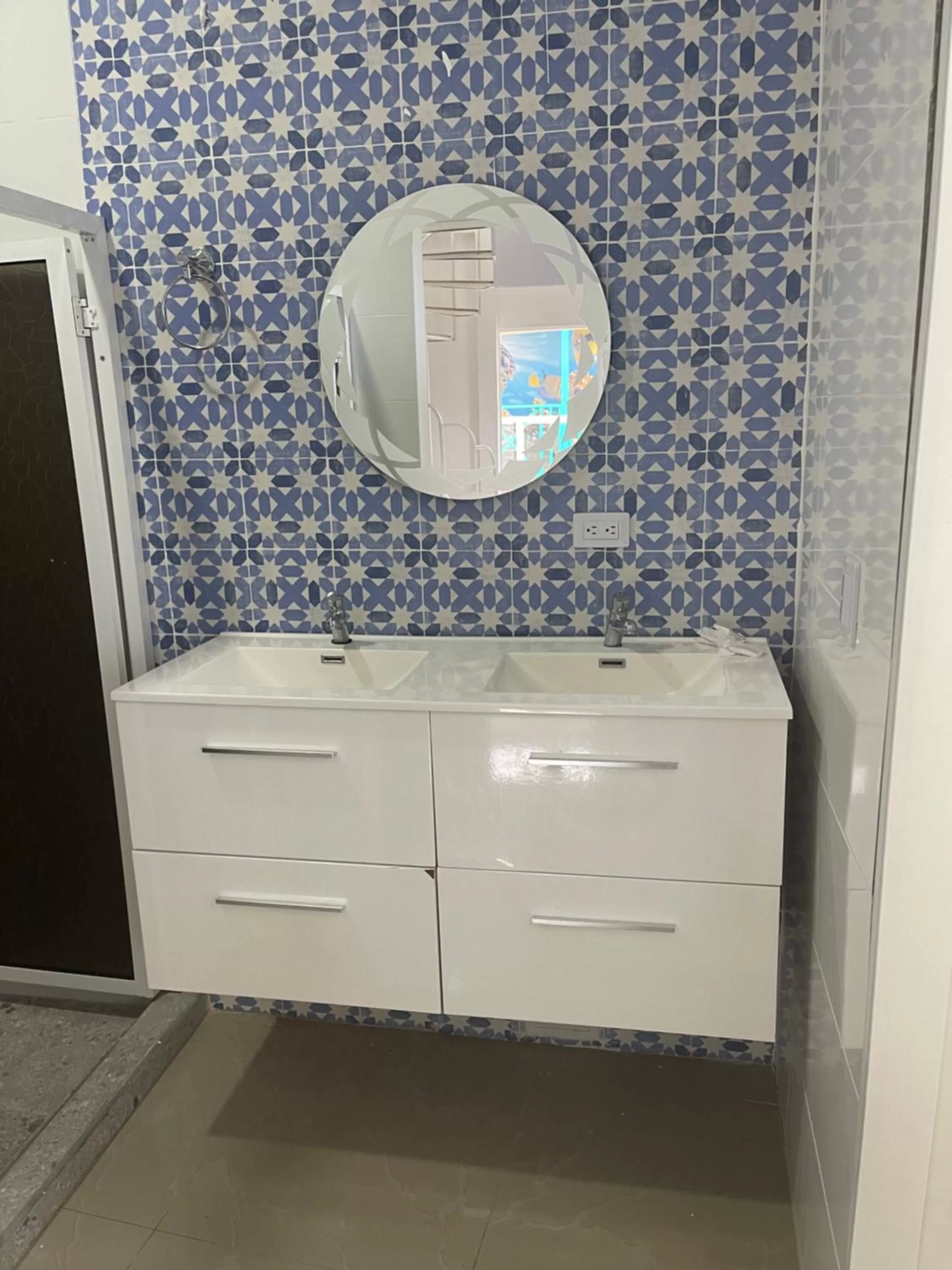 Bathroom in Apartamentos Isla Tropical