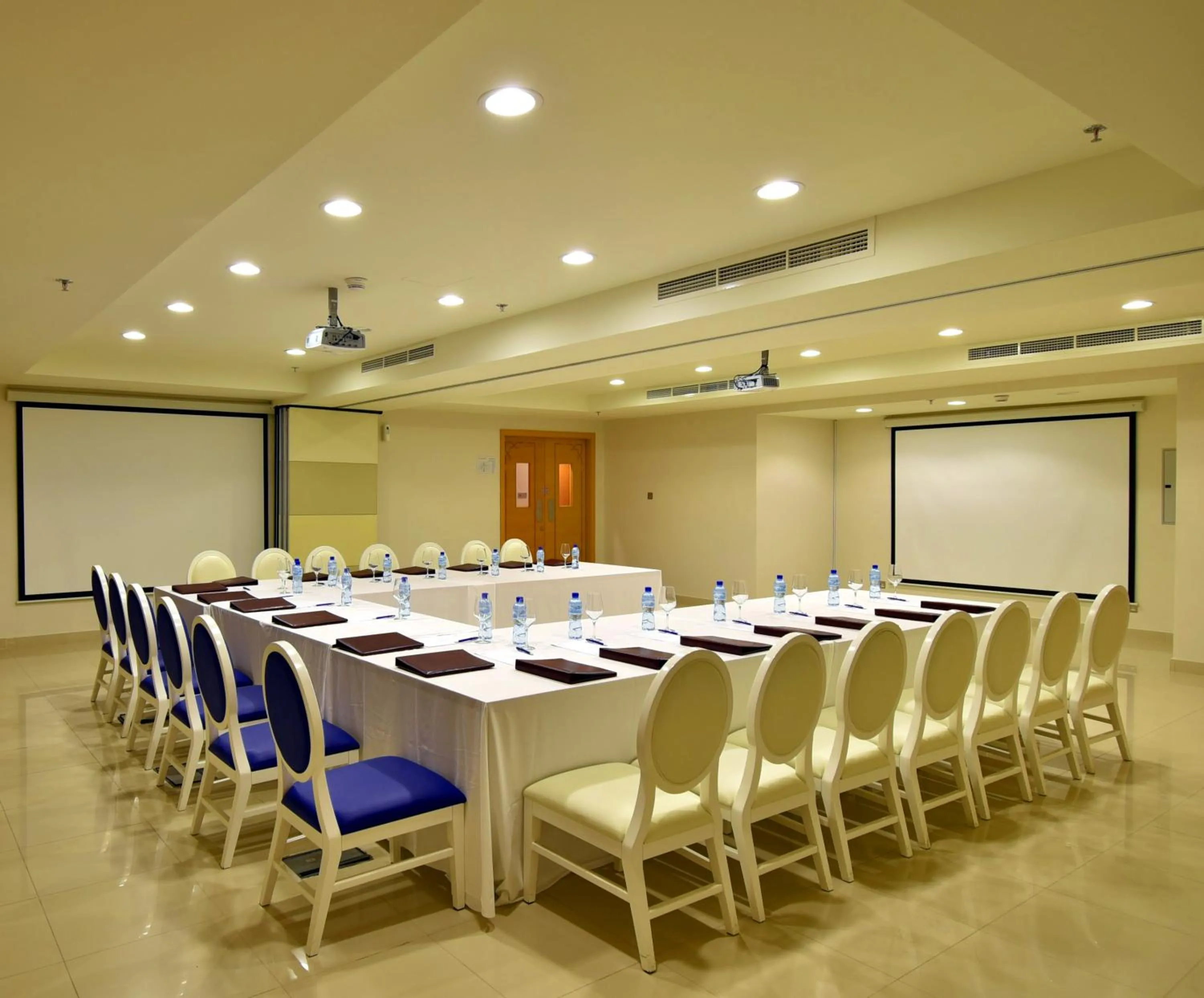 Meeting/conference room in Levatio Suites Muscat, a member of Radisson Individuals