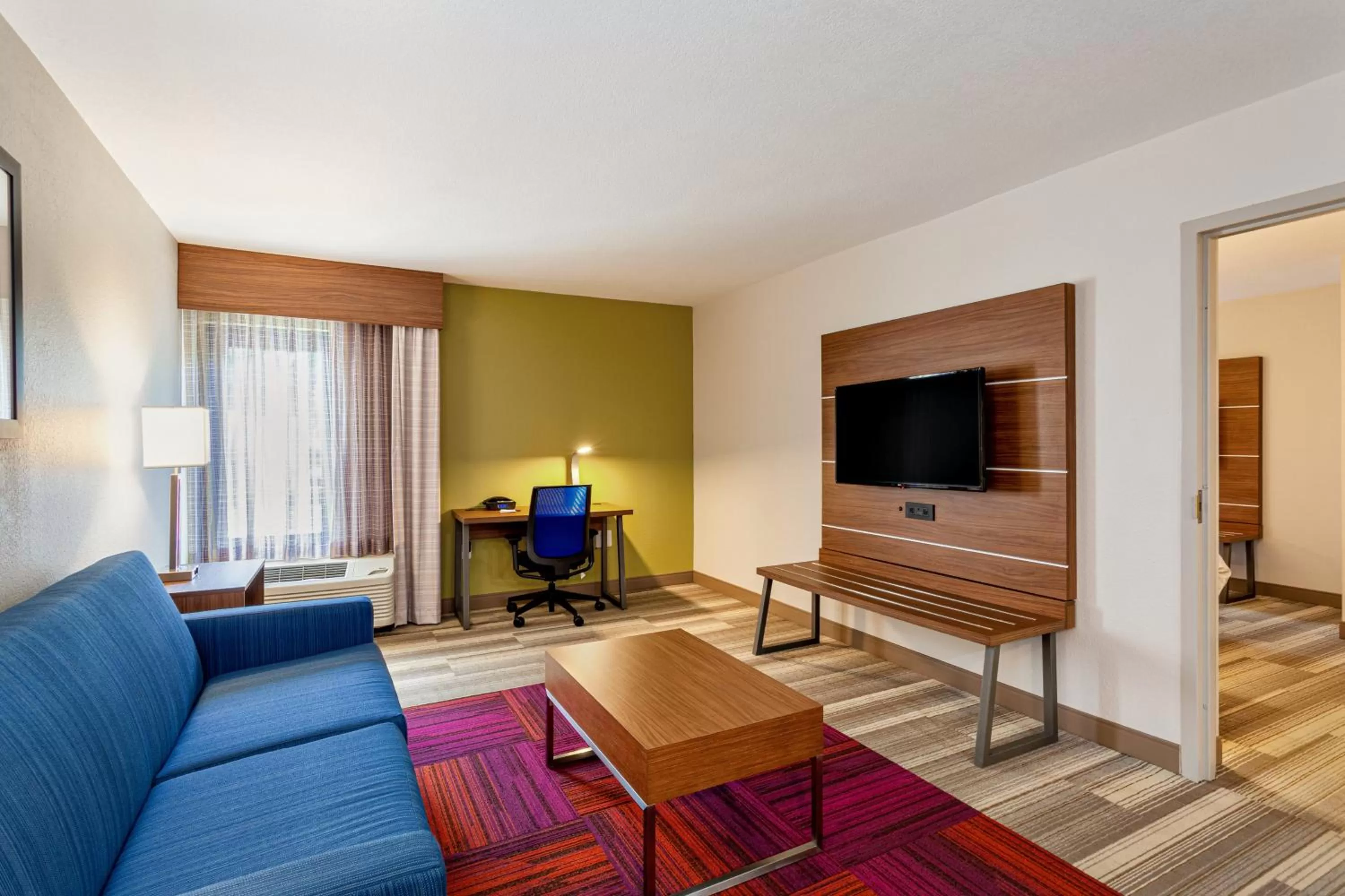 Photo of the whole room in Holiday Inn Express Tampa-Brandon by IHG