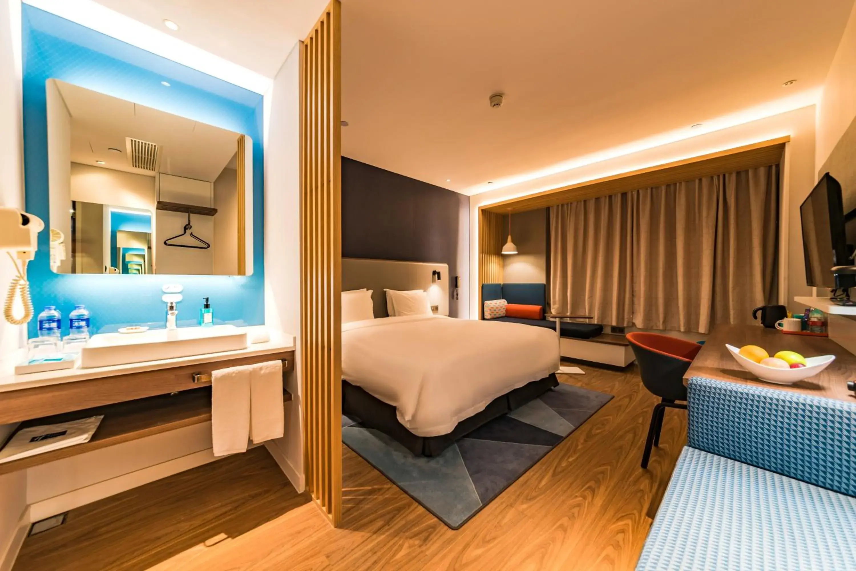Standard King Room - High Floor in Holiday Inn Express Shijiazhuang High-tech Zone by IHG Standard King Room - High Floor in Holiday Inn Express Shijiazhuang High-tech Zone by IHG