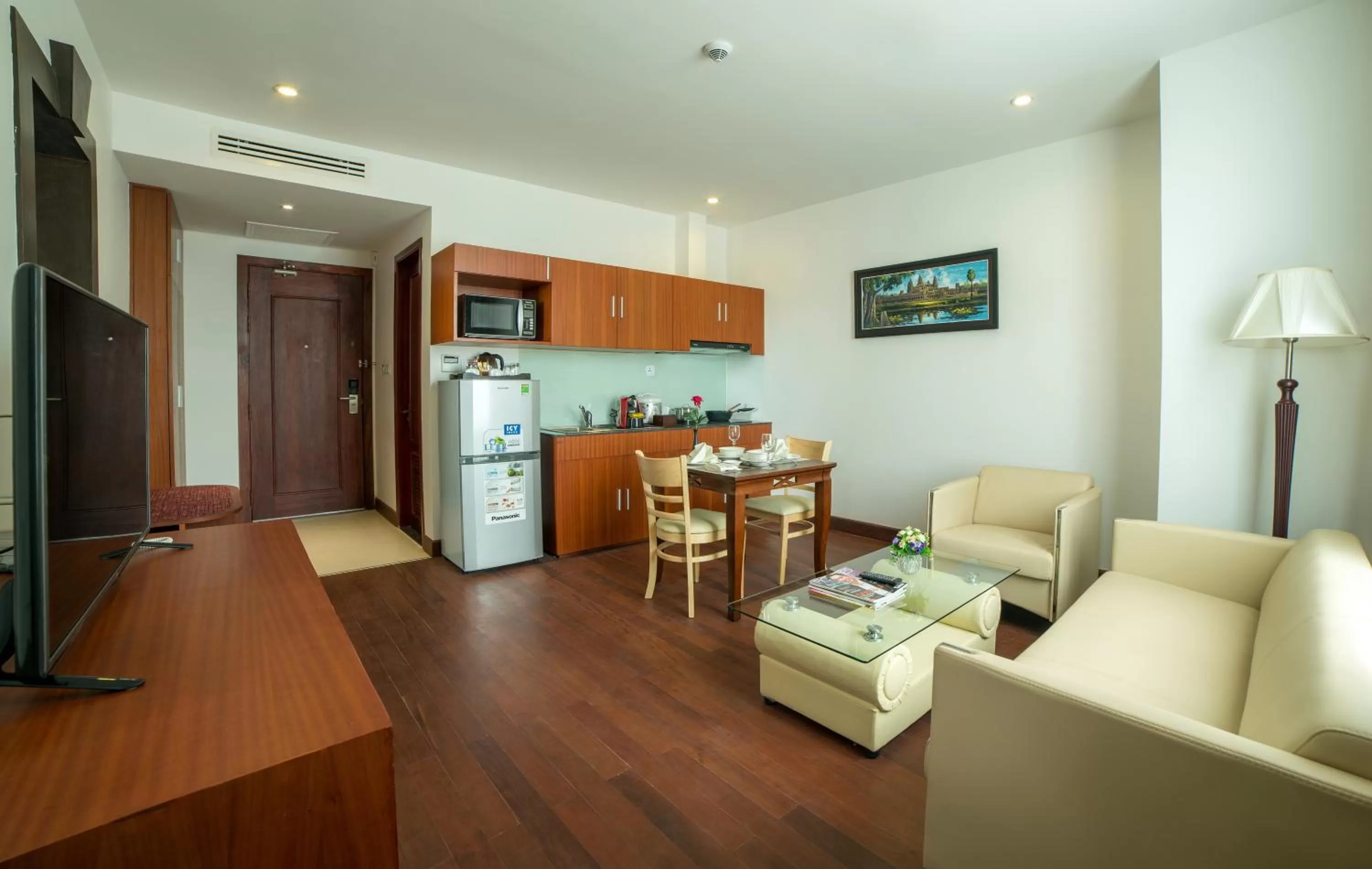 Shower in Phnom Penh Katari Hotel