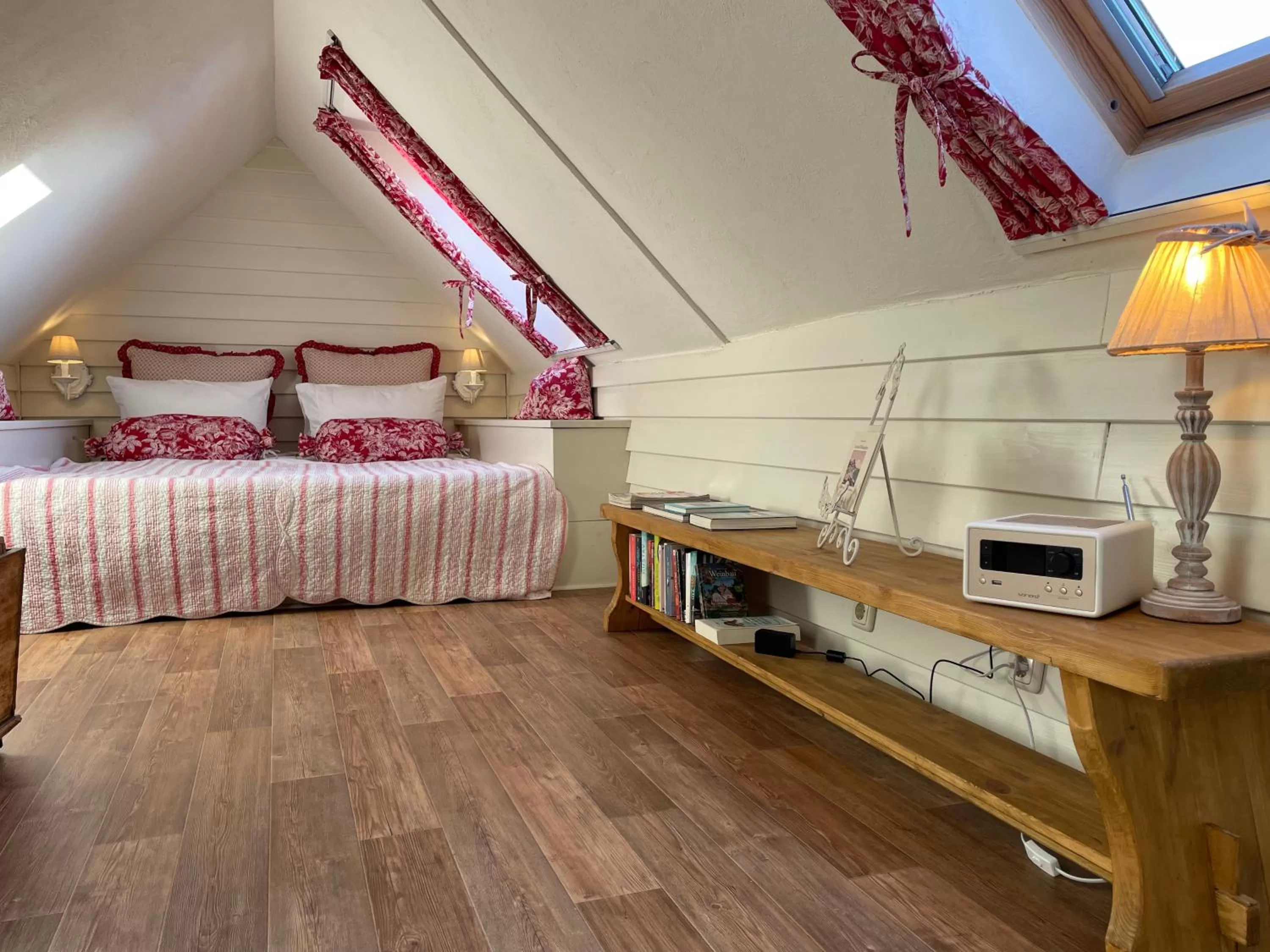 Bedroom in Weißt Du noch - Gästehäuser & Suiten