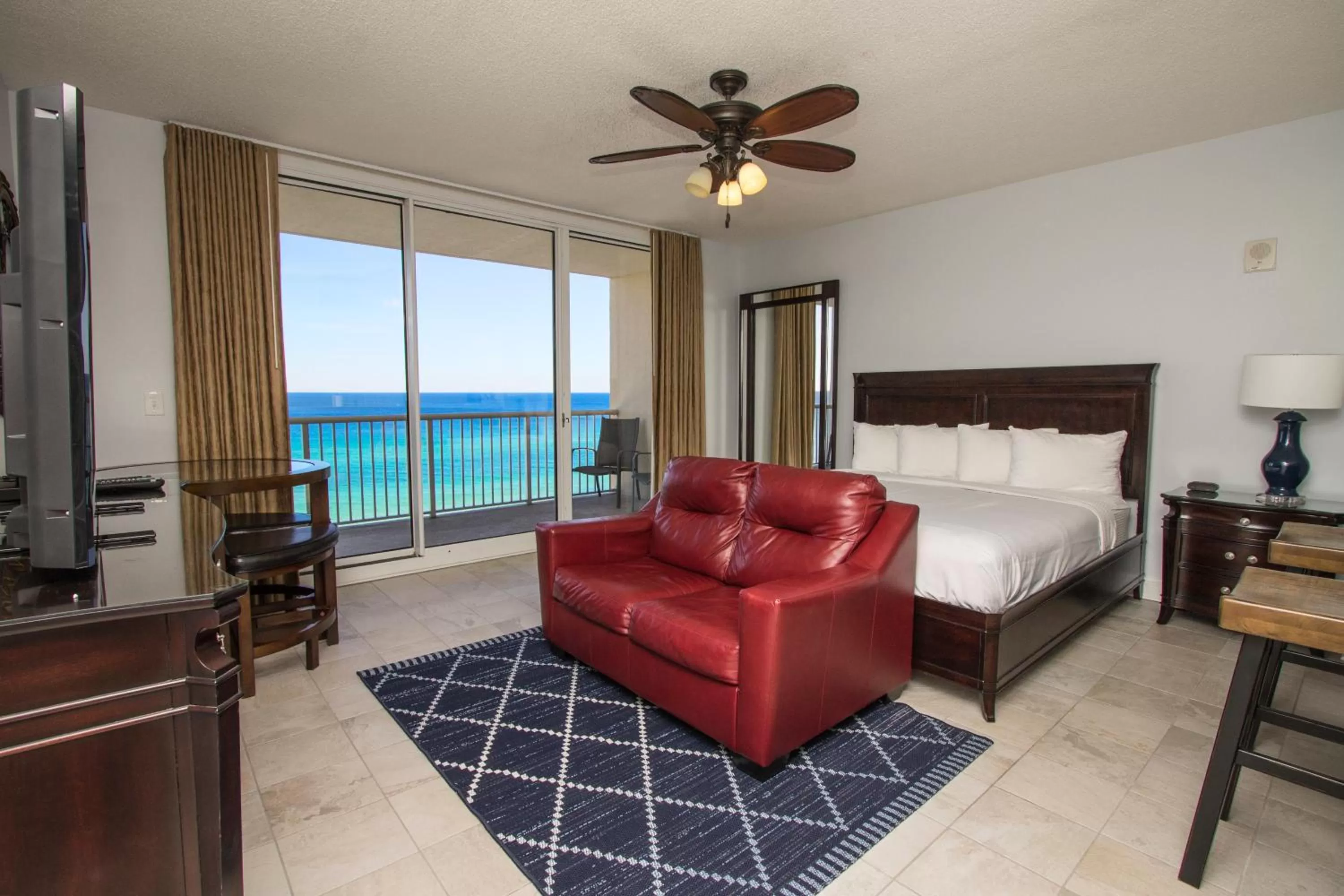 Bed in Majestic Beach Resort, Panama City Beach, Fl