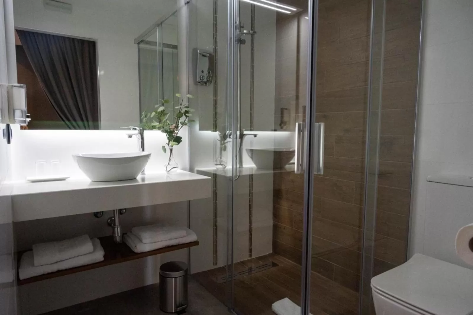 Shower in HOTEL Boutique ÁNGEL