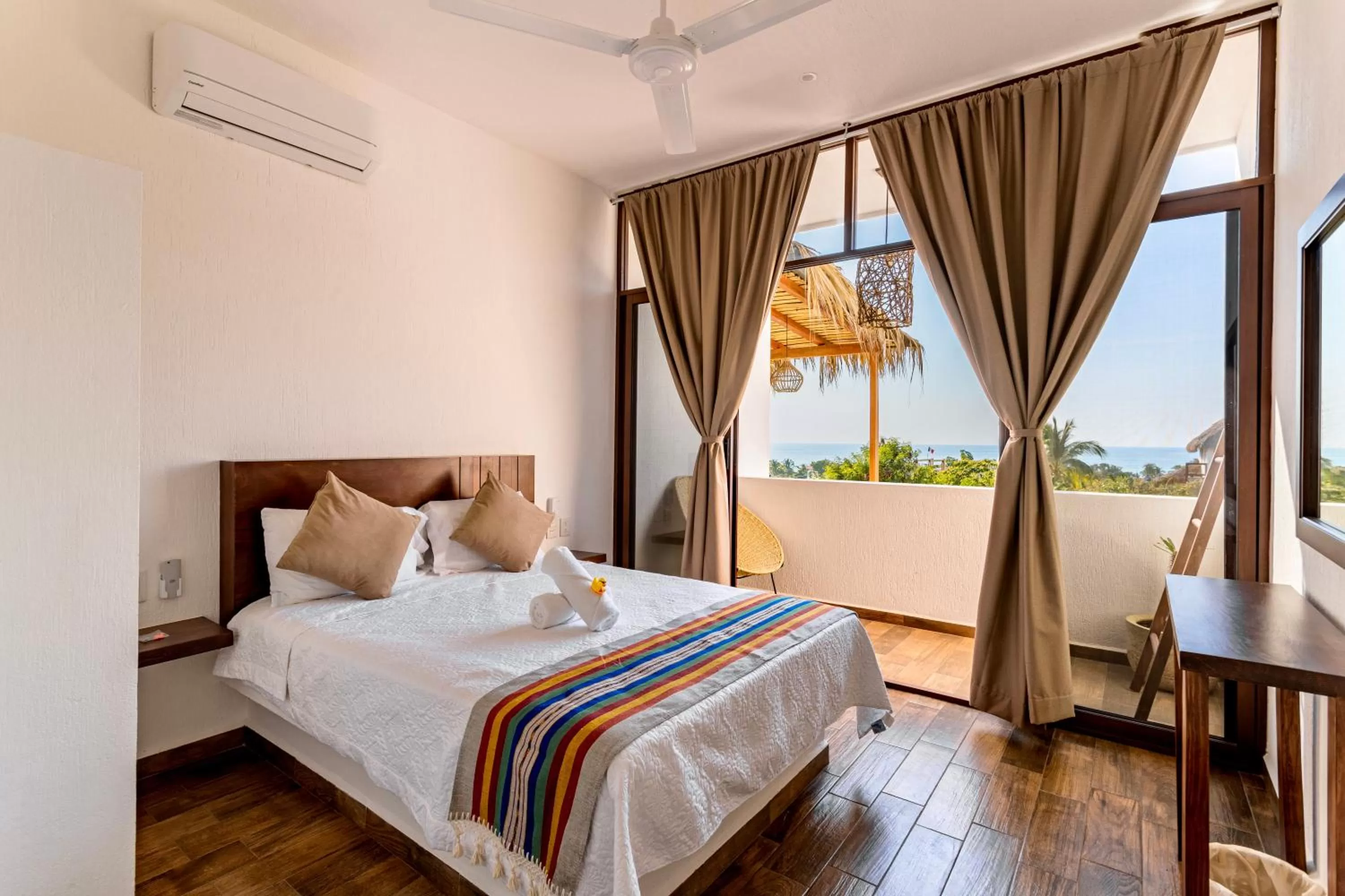 Bed in Punta Kai Hotel & Hostal