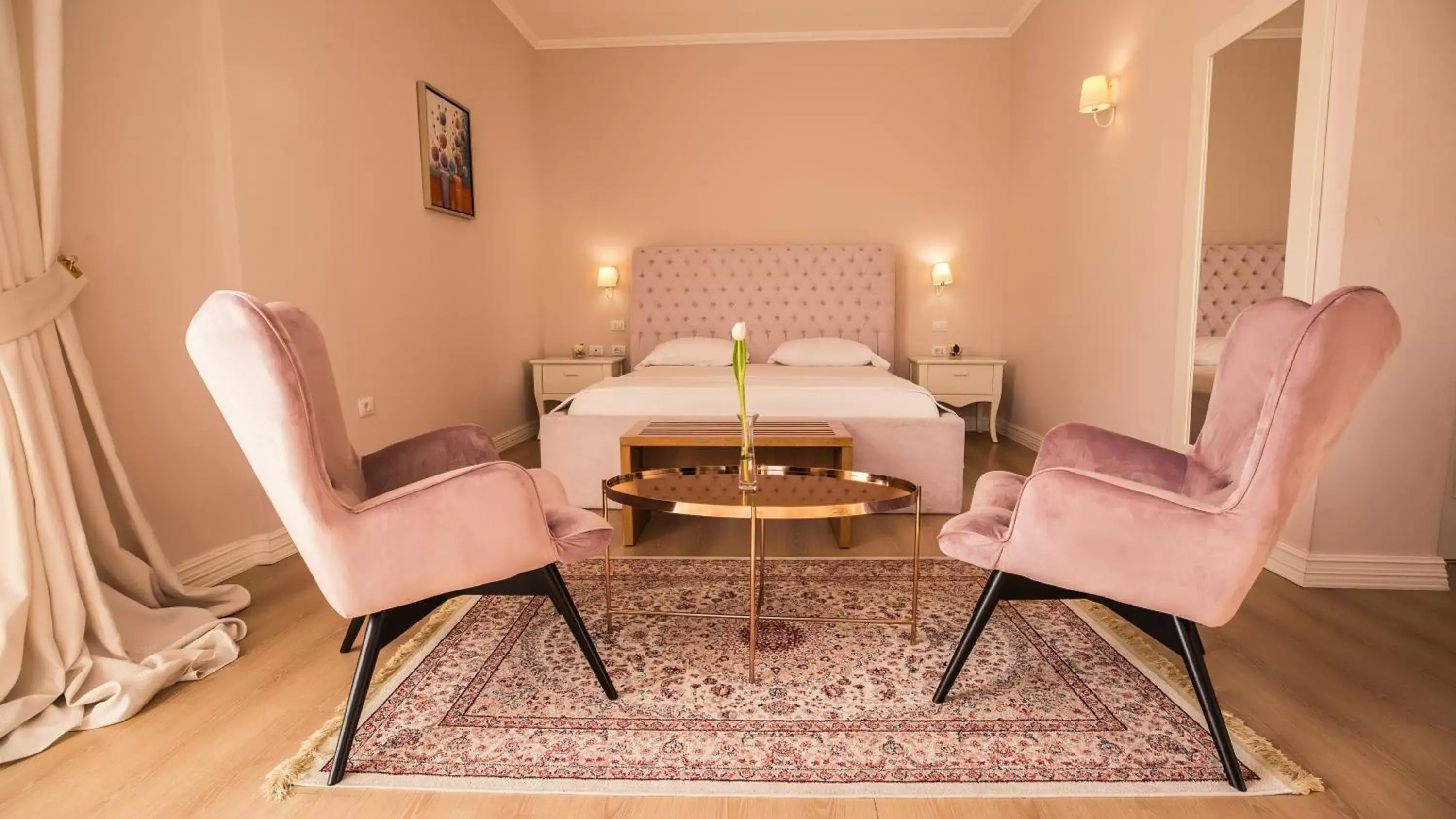 Superior Queen Room in Royal Hill Hotel Superior Queen Room in Royal Hill Hotel