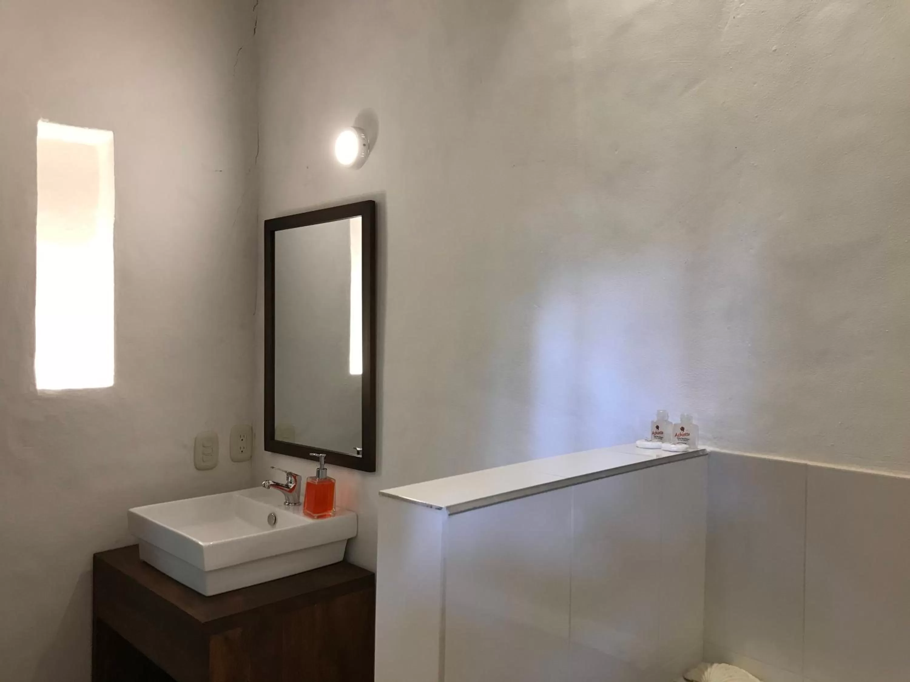 Bathroom in Achiotte Hotel Boutique by Masaya