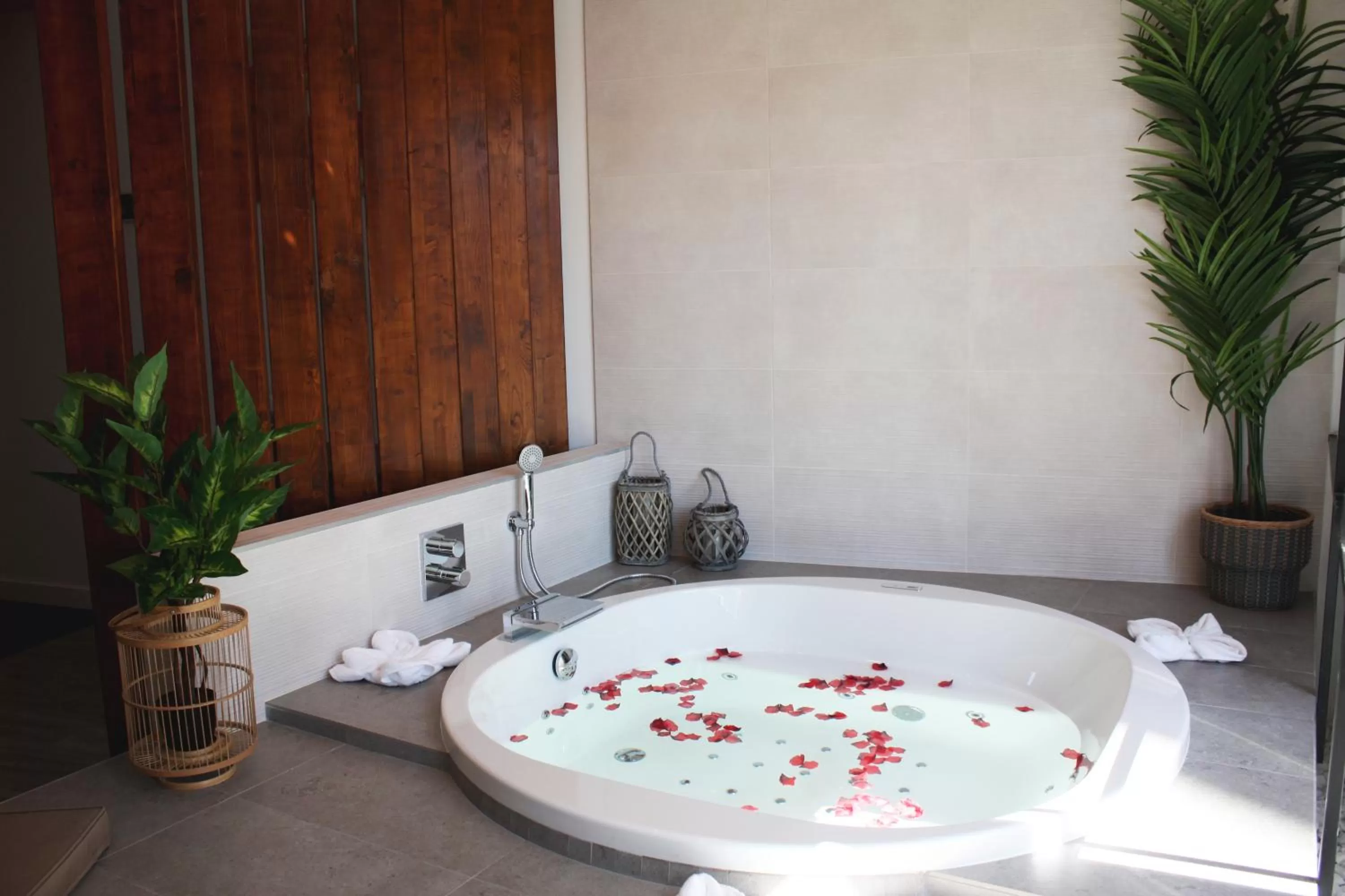 Photo of the whole room in Vitium Urban Suites