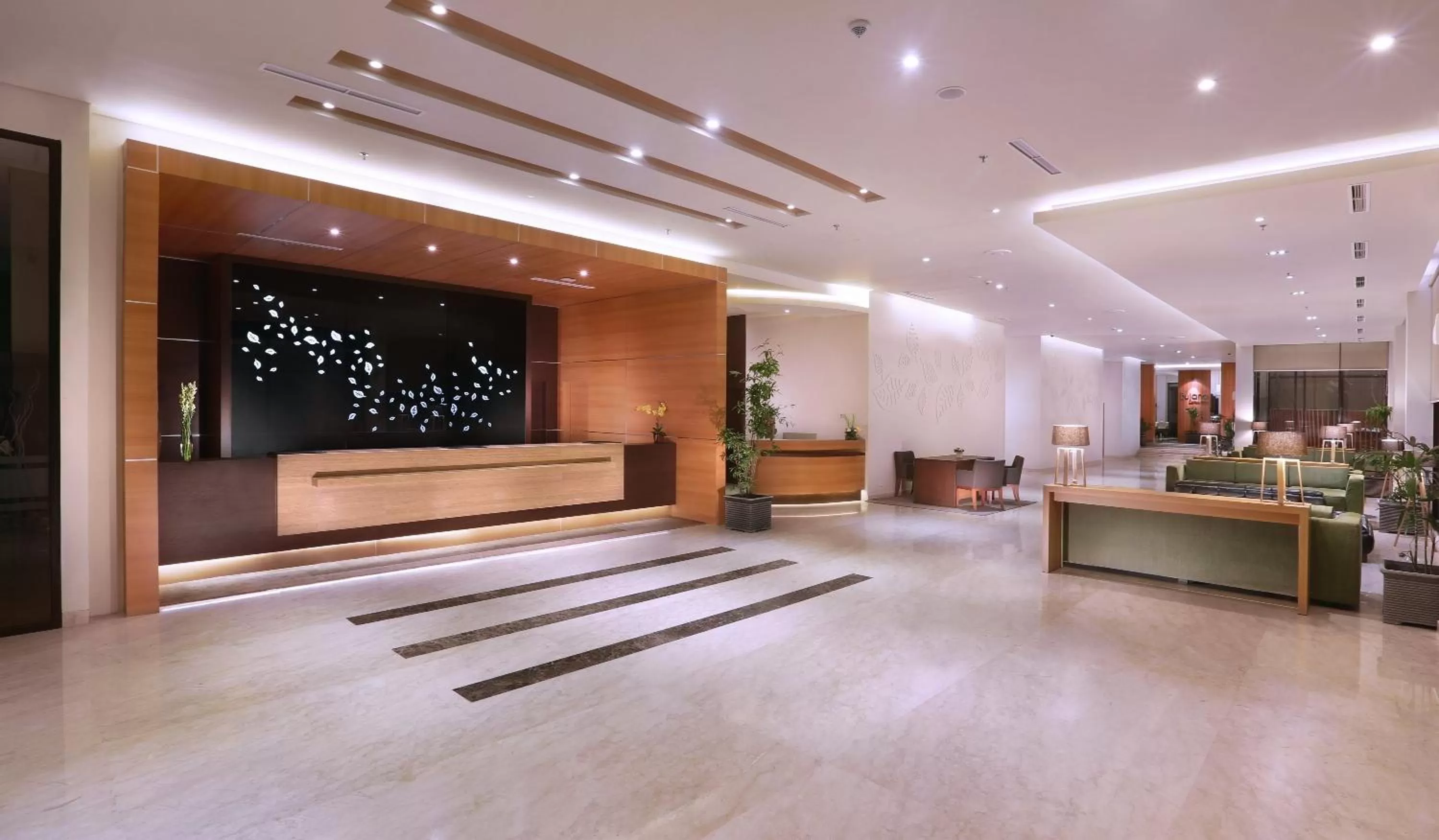 Lobby or reception in Aston Bojonegoro City Hotel
