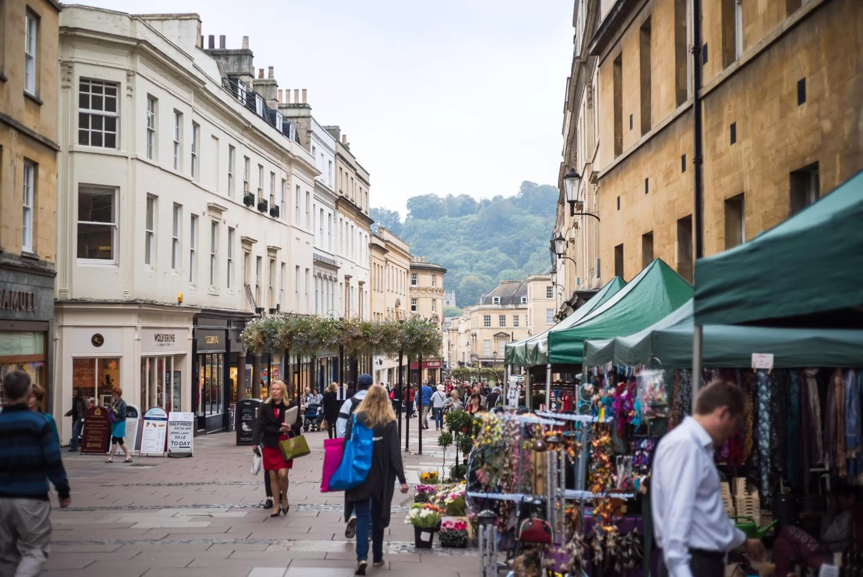 Neighbourhood in Apex City of Bath Hotel