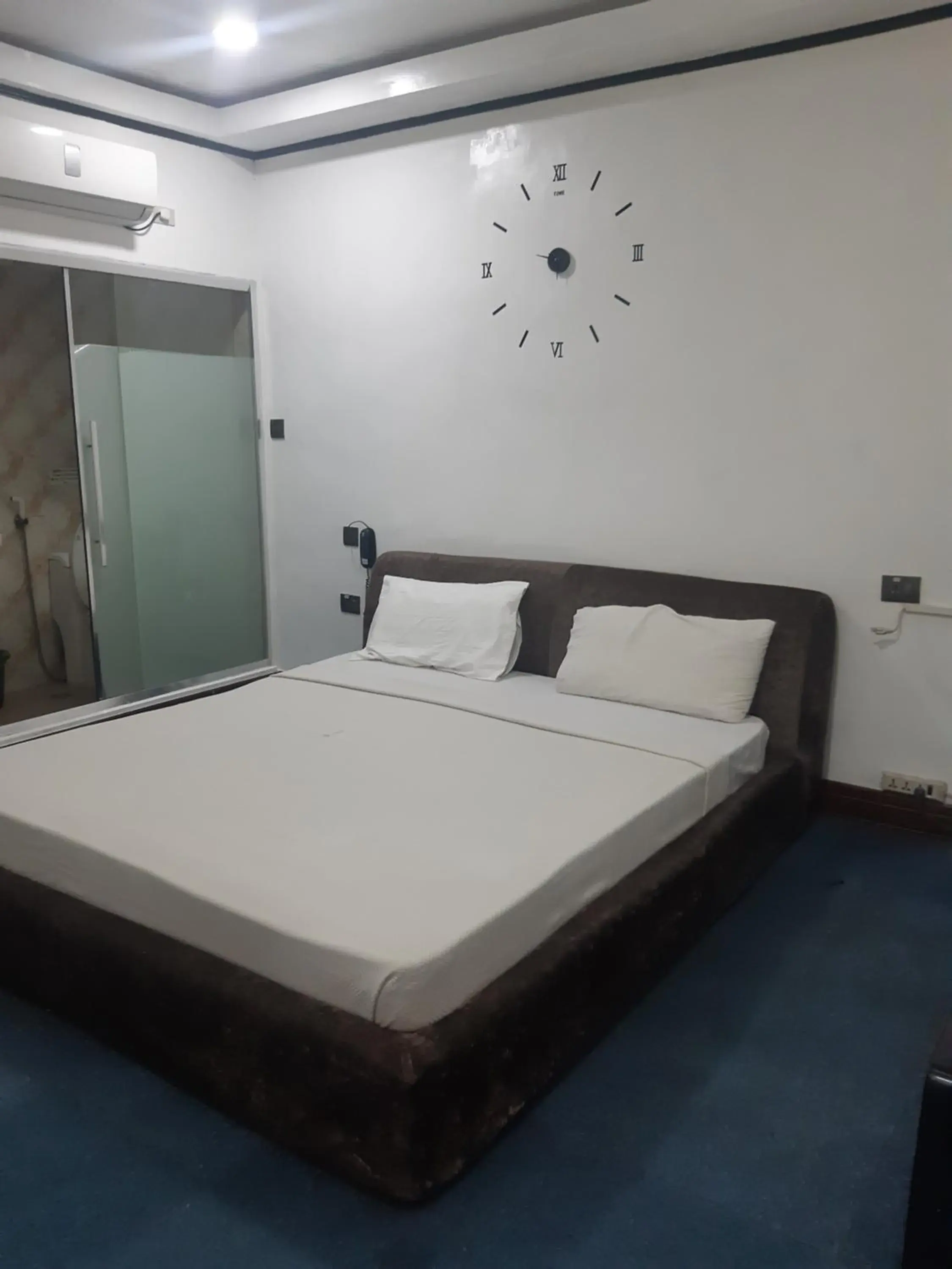 Deluxe King Room in 999 Hotel Deluxe King Room in 999 Hotel