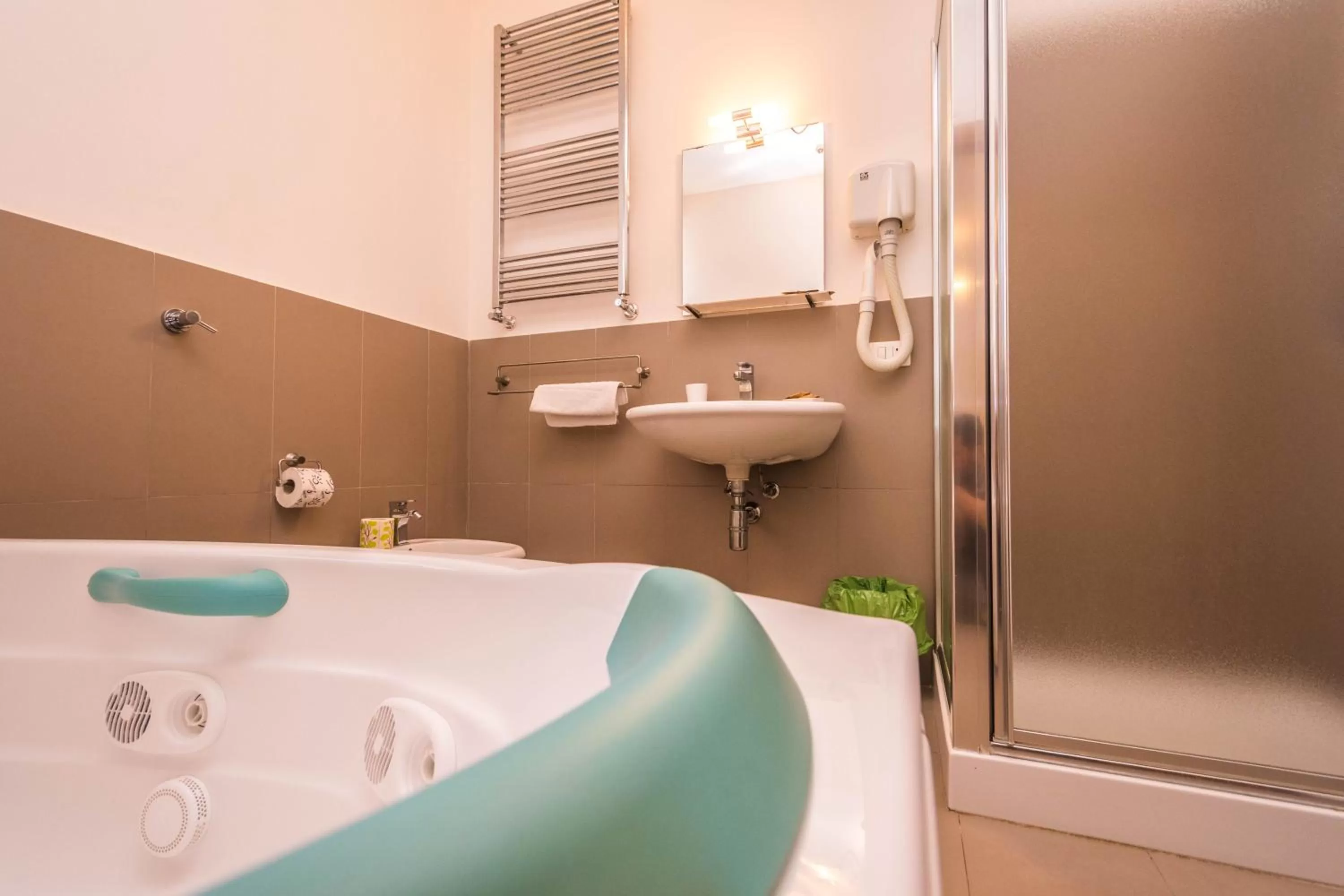 Shower in B&B Le Dune - Self Check in