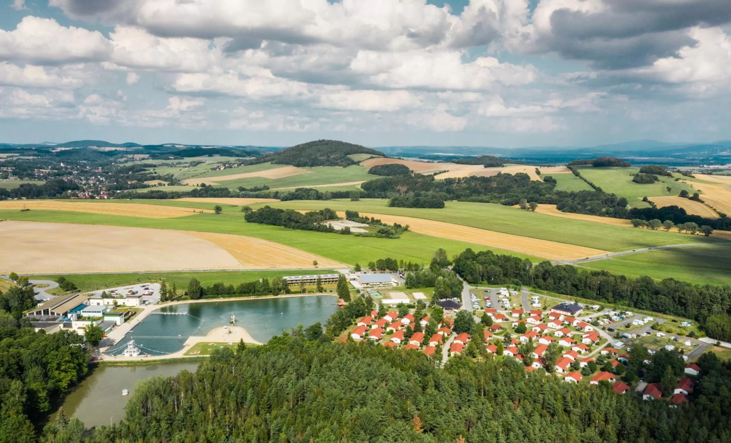 Property building, Bird's-eye View in Waldstrand-Hotel Großschönau