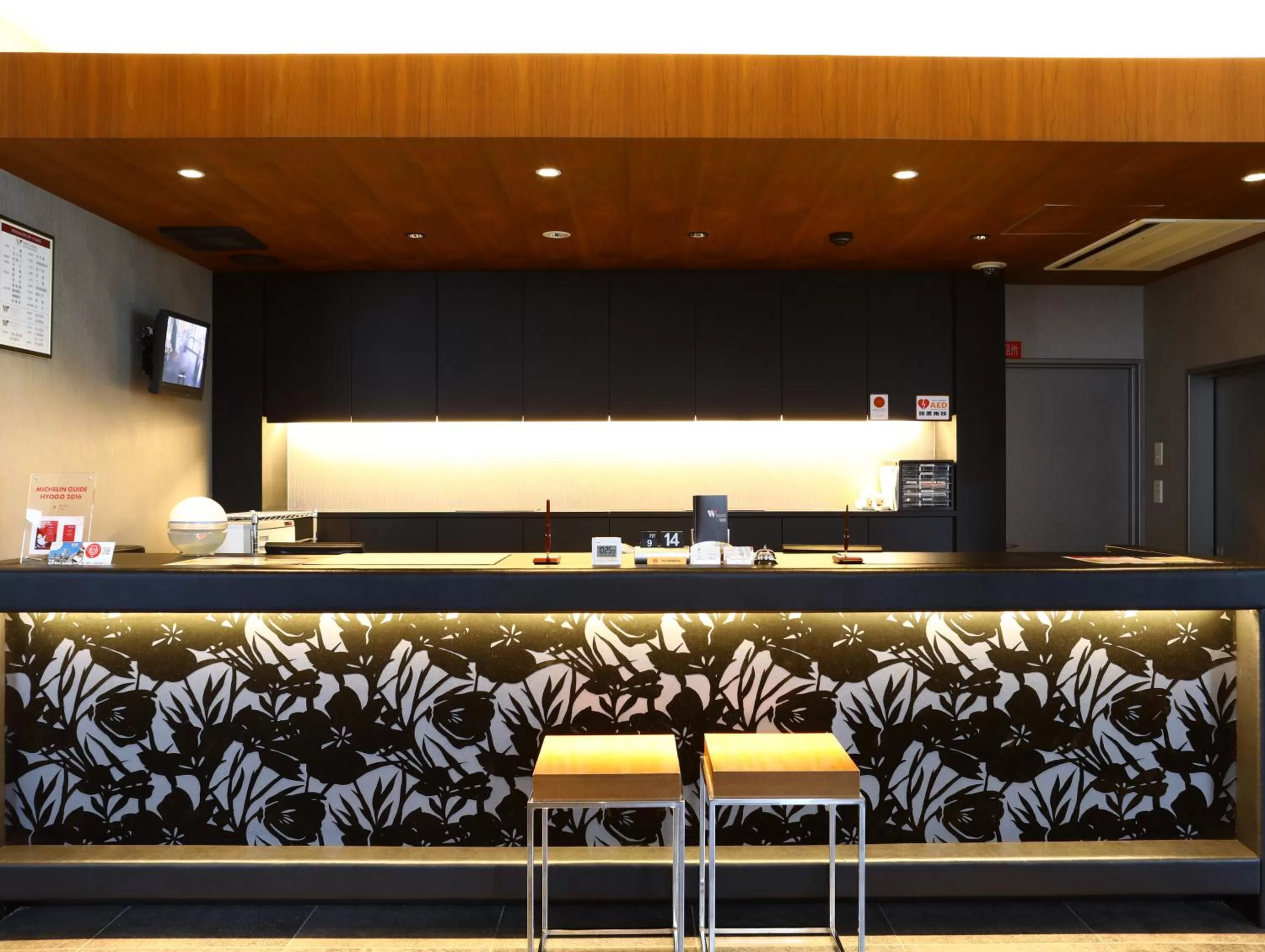 Lobby or reception in KOKO HOTEL Himeji Castle - formerly Hotel Wing International Himeji