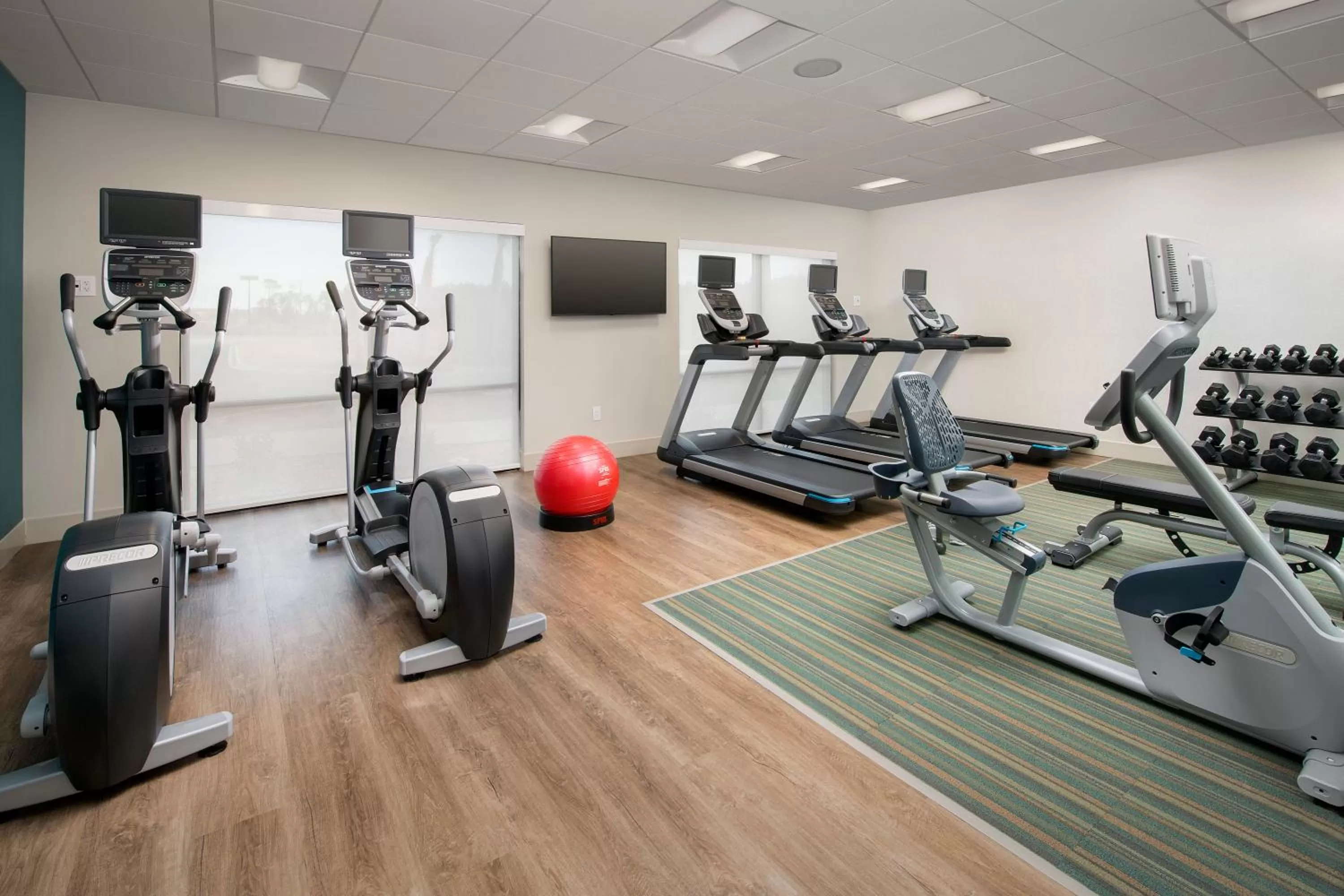 Fitness centre/facilities in Holiday Inn Express & Suites Kingsland I-95-Naval Base Area by IHG