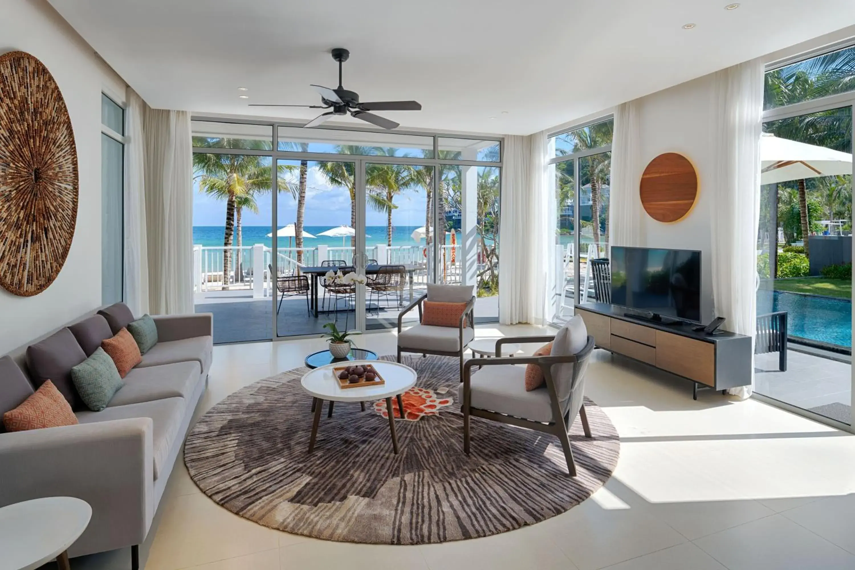 Three-Bedroom Beachfront Villa with Private Pool in Premier Village Phu Quoc Resort Managed by Accor Three-Bedroom Beachfront Villa with Private Pool in Premier Village Phu Quoc Resort Managed by Accor