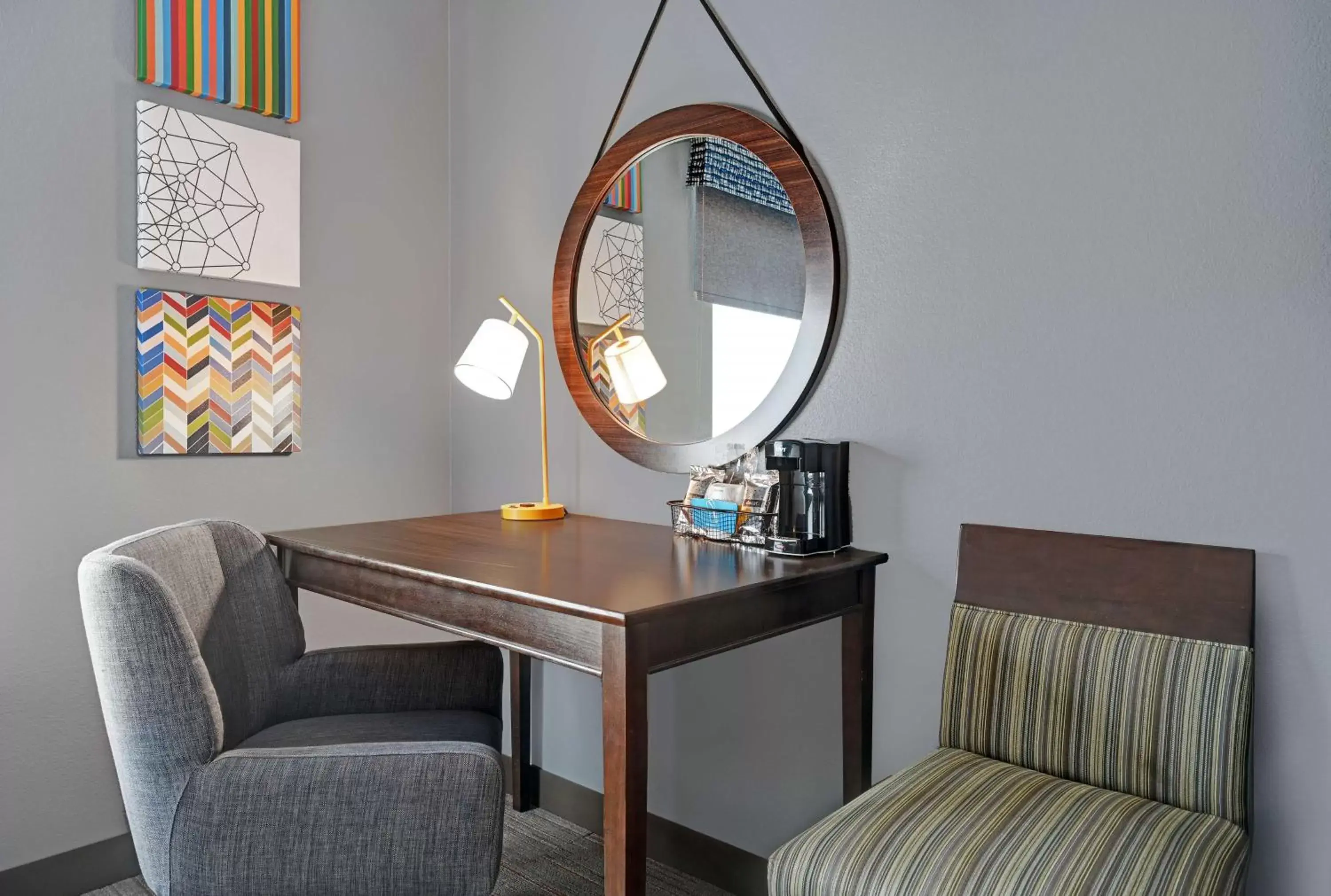 Queen Room - Non-Smoking in Hampton Inn Farmington Queen Room - Non-Smoking in Hampton Inn Farmington