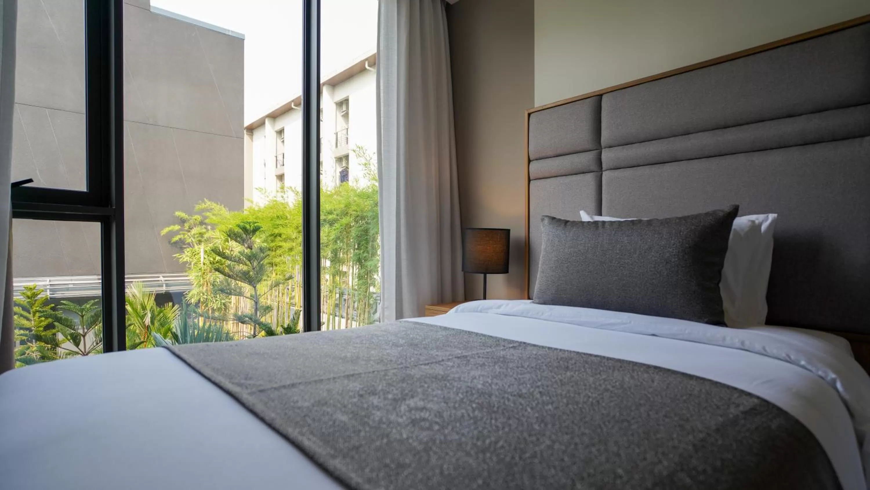 Bedroom, Bed in Canalis Suvarnabhumi Airport Hotel