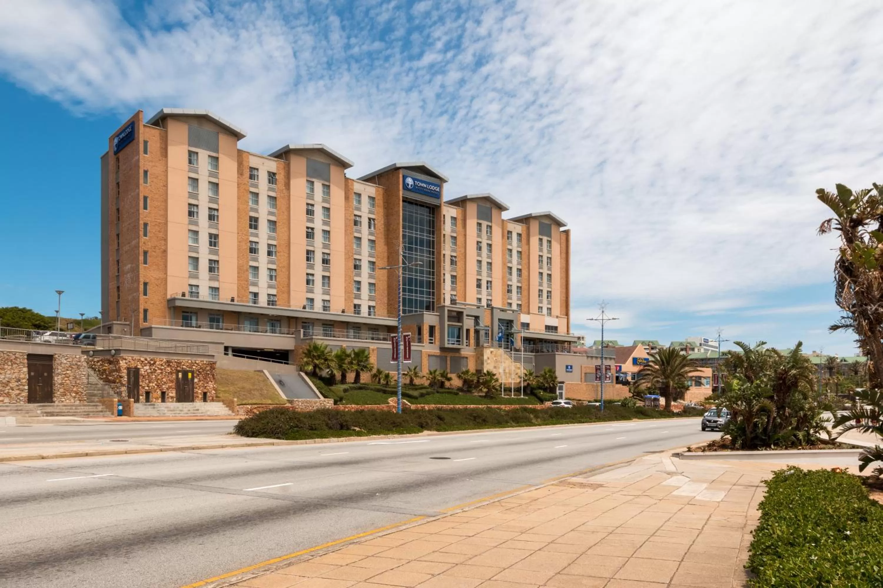 Property building in Town Lodge Gqeberha