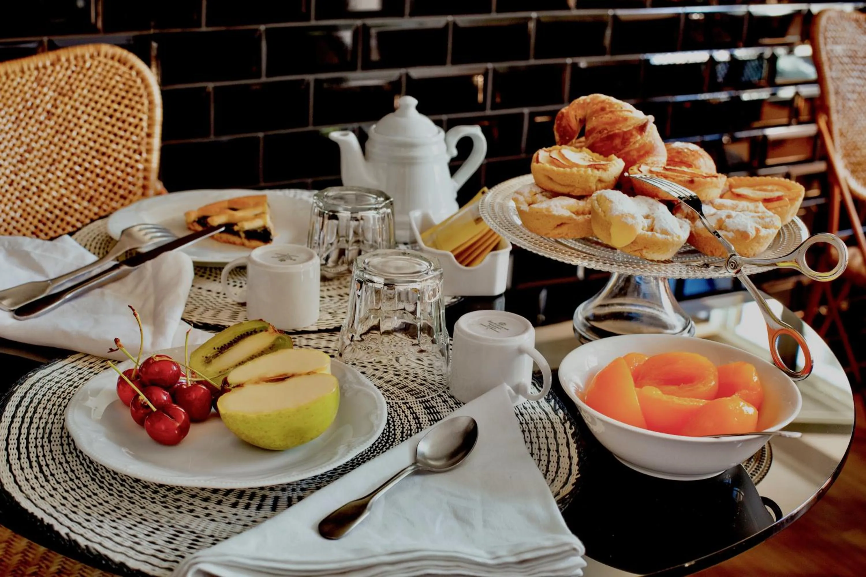 Food and drinks in Boutique Hotel Hugo