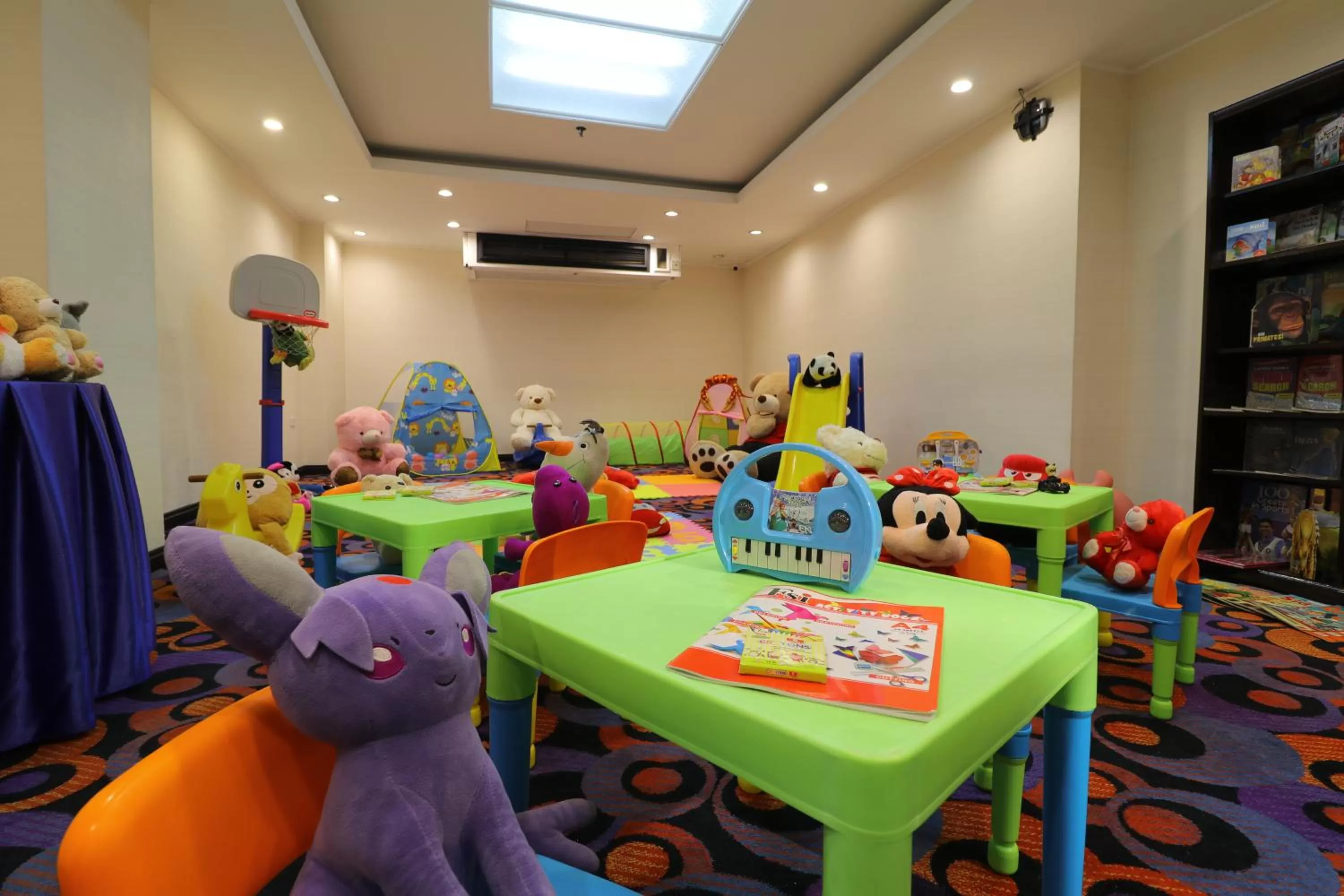 Children play ground in Bayview Park Hotel Manila