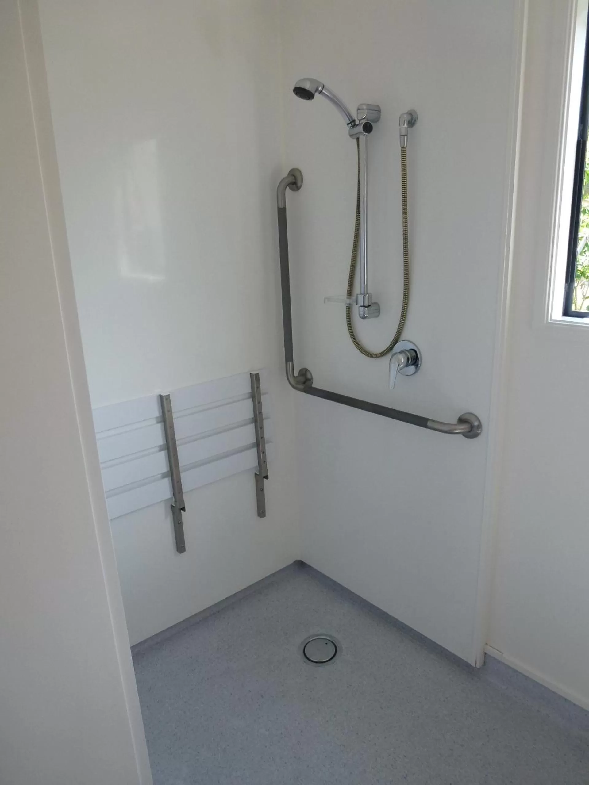 Bathroom in Mana-Nui Motel