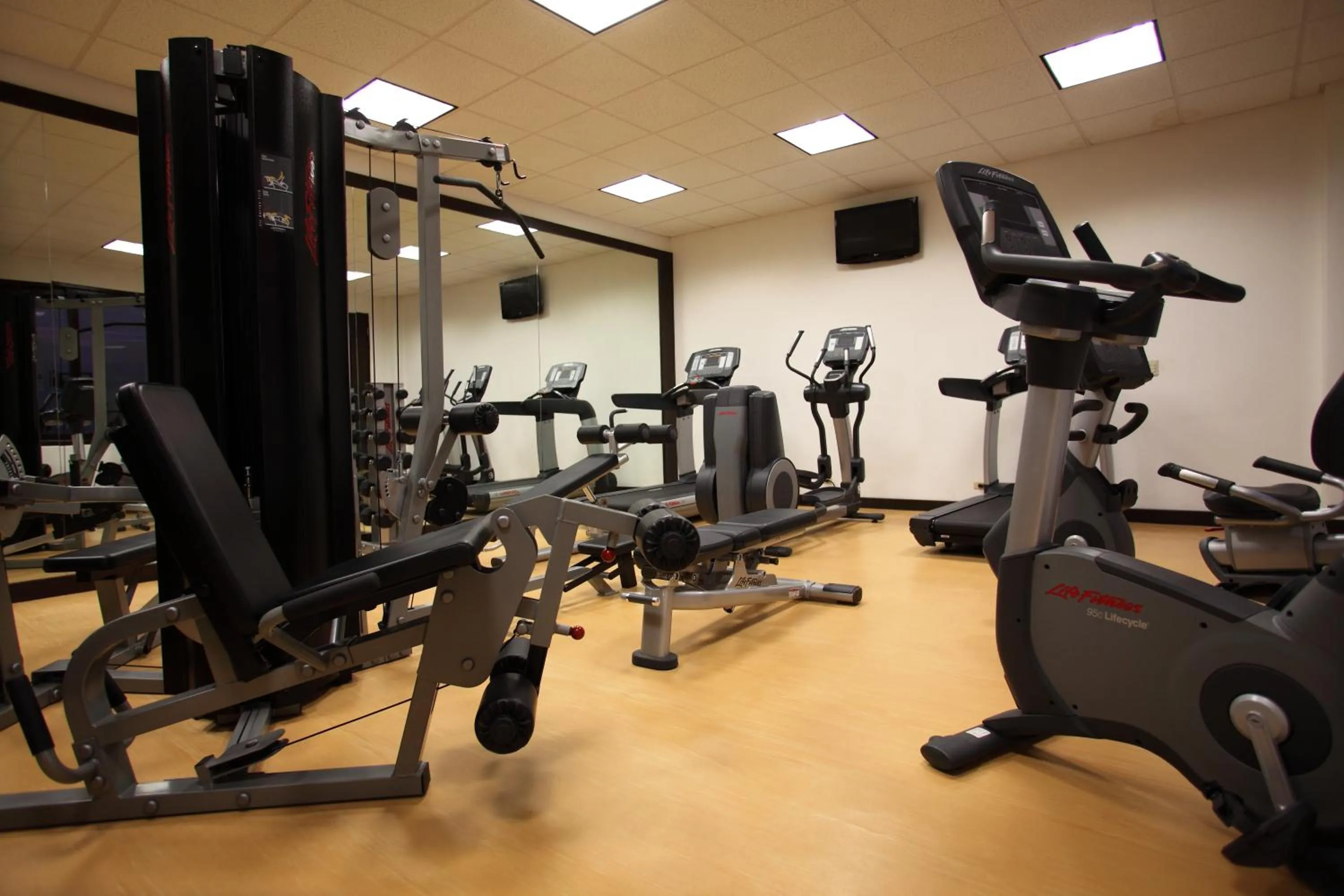Fitness centre/facilities in Marinaterra Hotel & Spa
