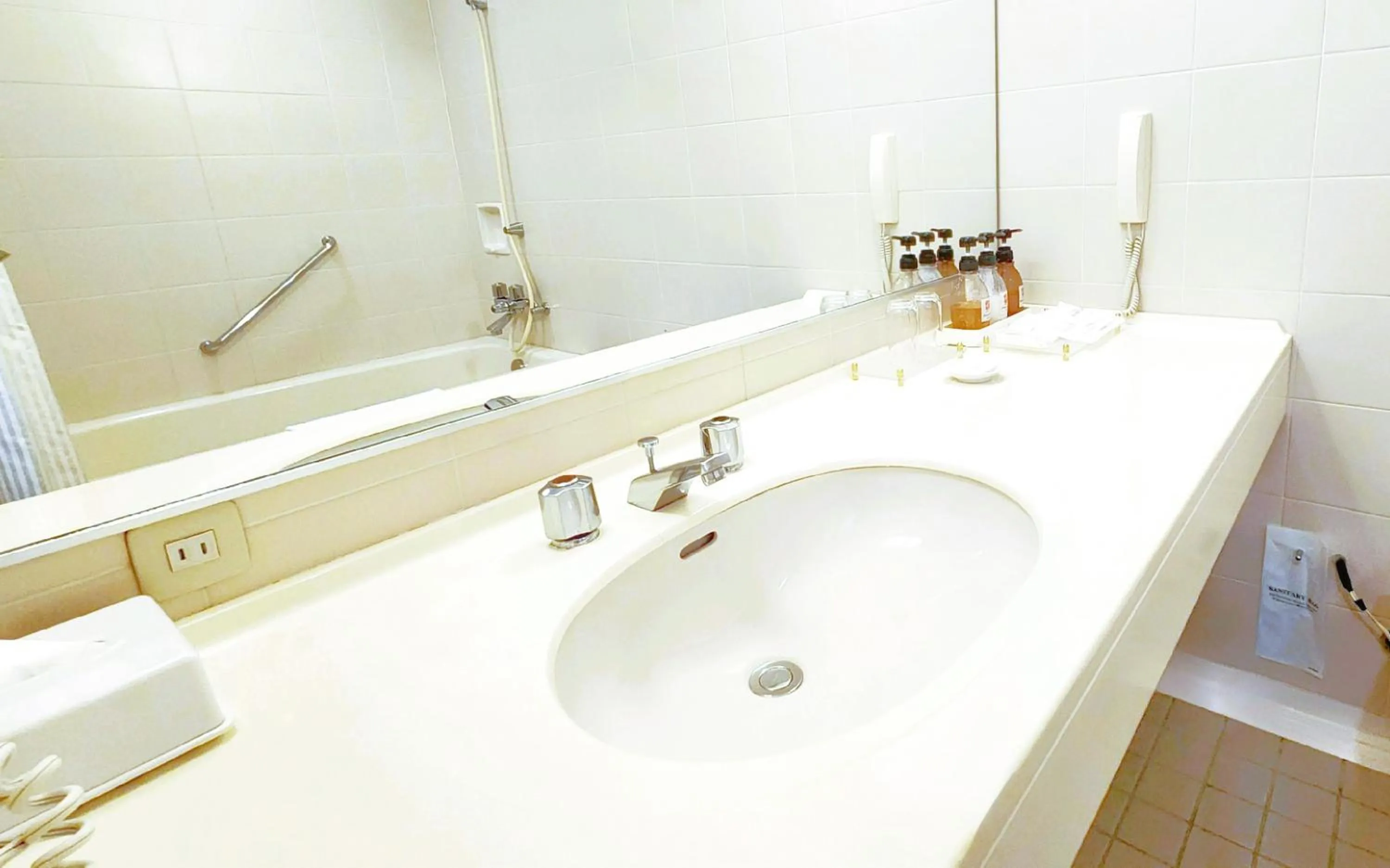 Bathroom in Bellevue Garden Hotel Kansai International Airport