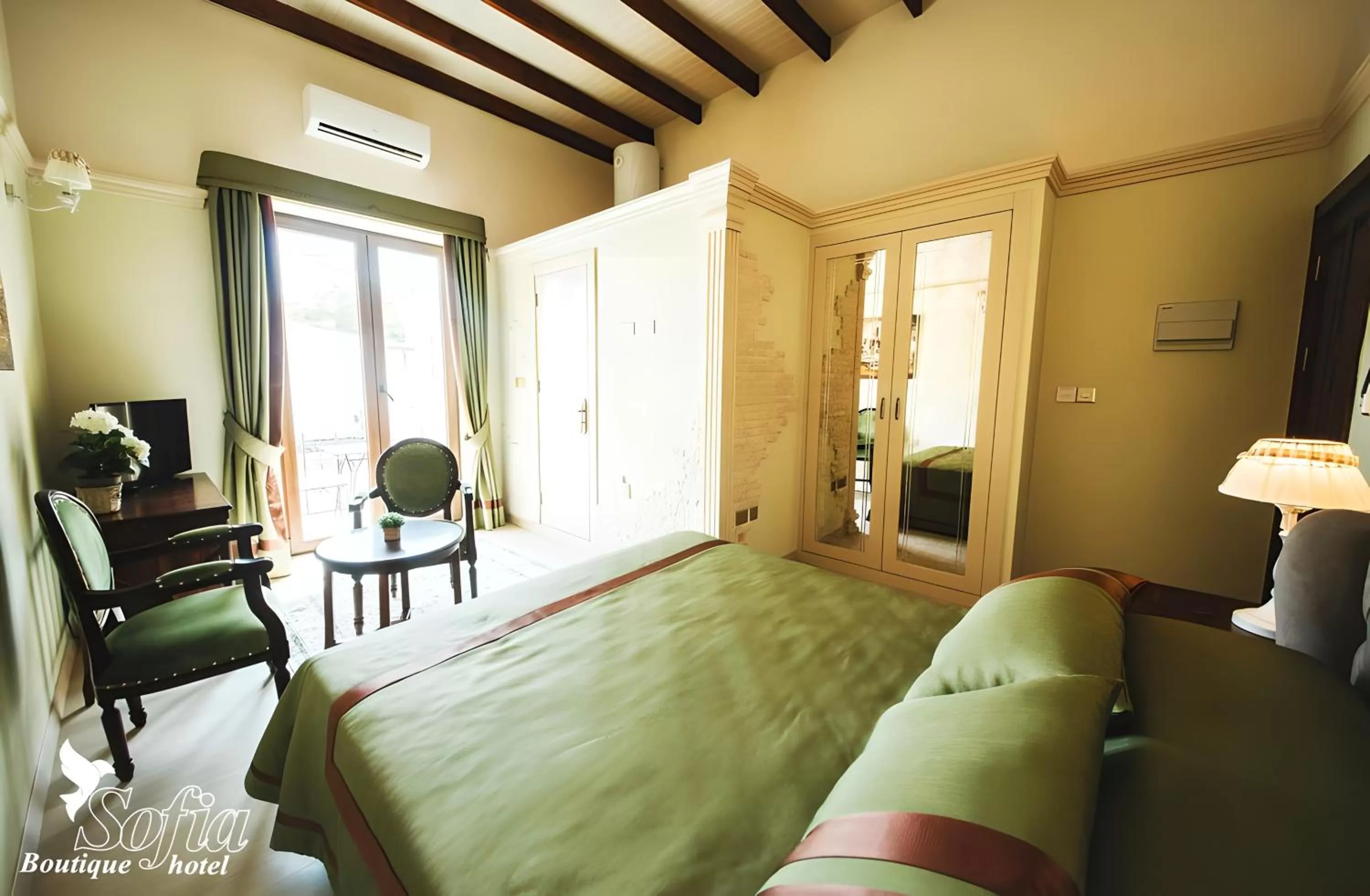 Bed, Seating Area in SOFIA BOUTIQUE HOTEL