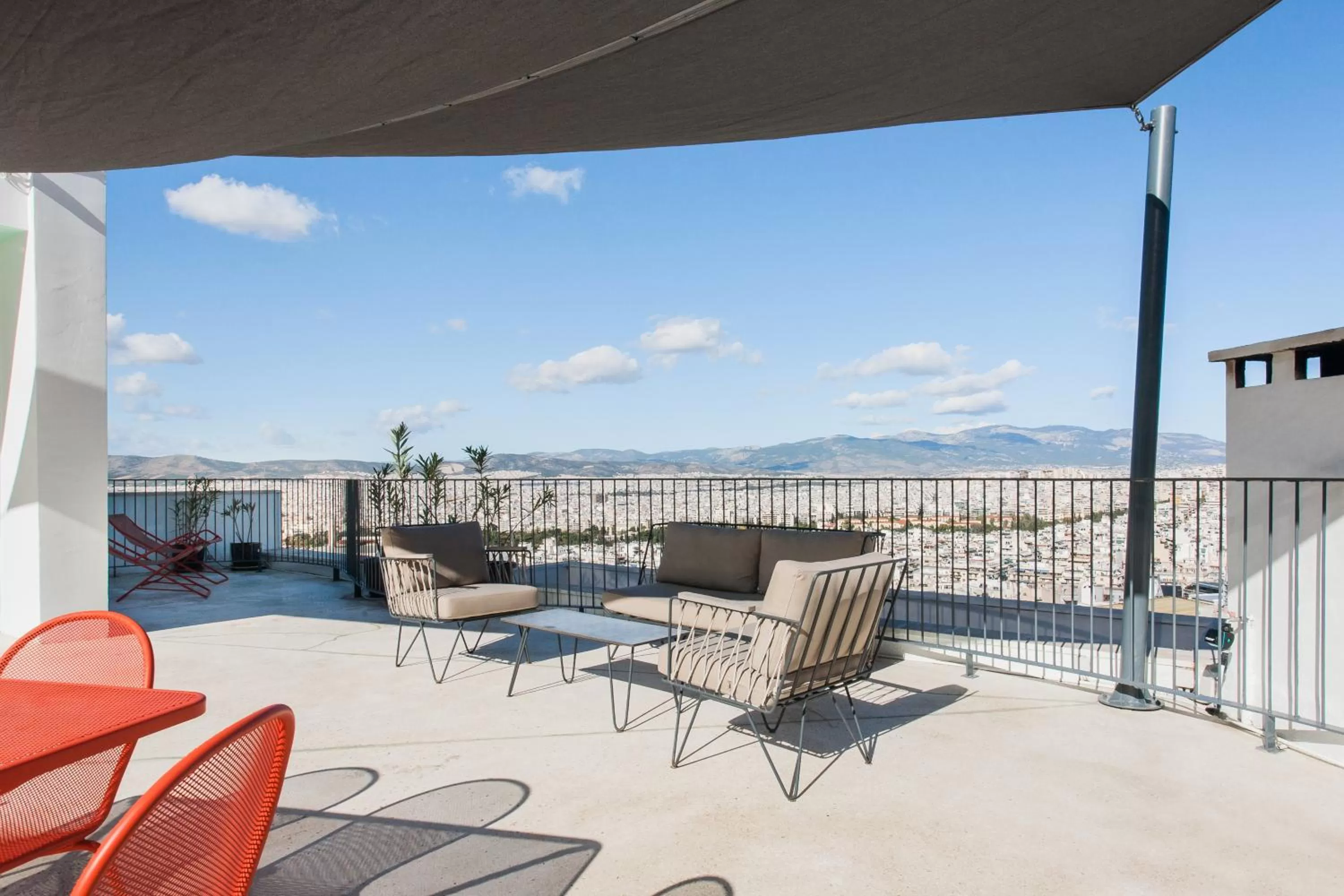 Balcony/Terrace in ZOIA The Hill by UPSTREET