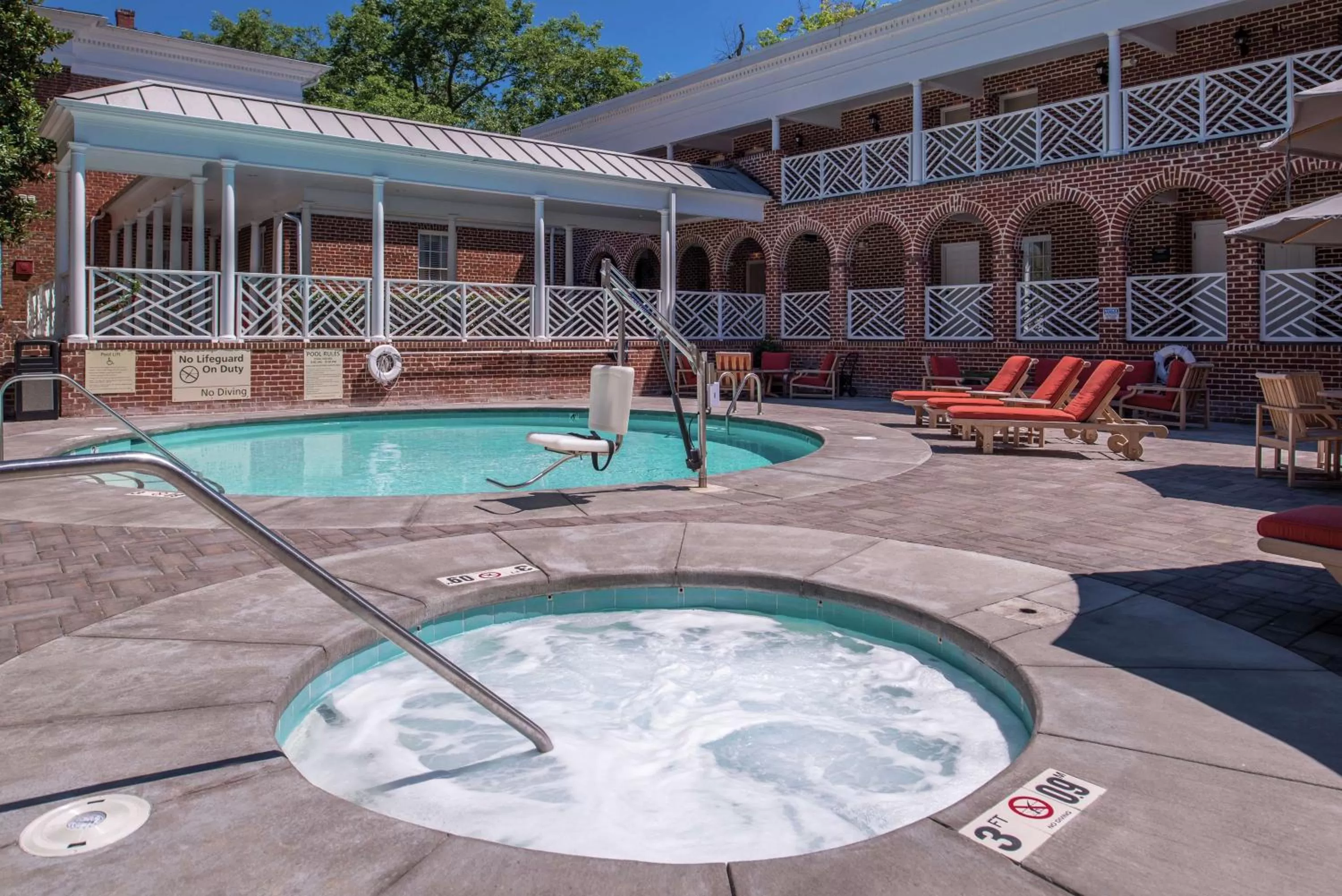 Pool view in Hampton Inn Lexington Historic Area