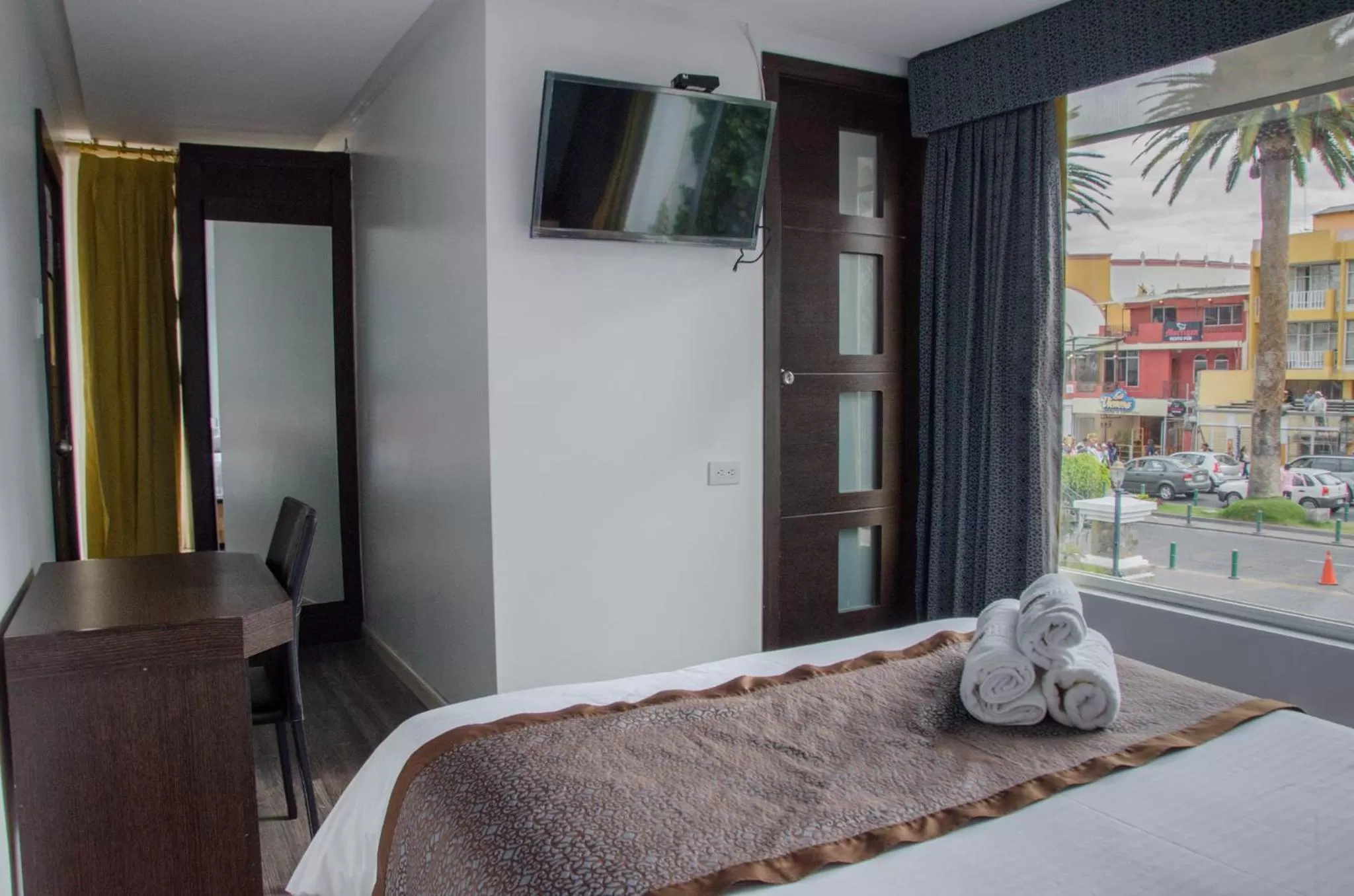 Photo of the whole room, Bed in Hotel Shalom