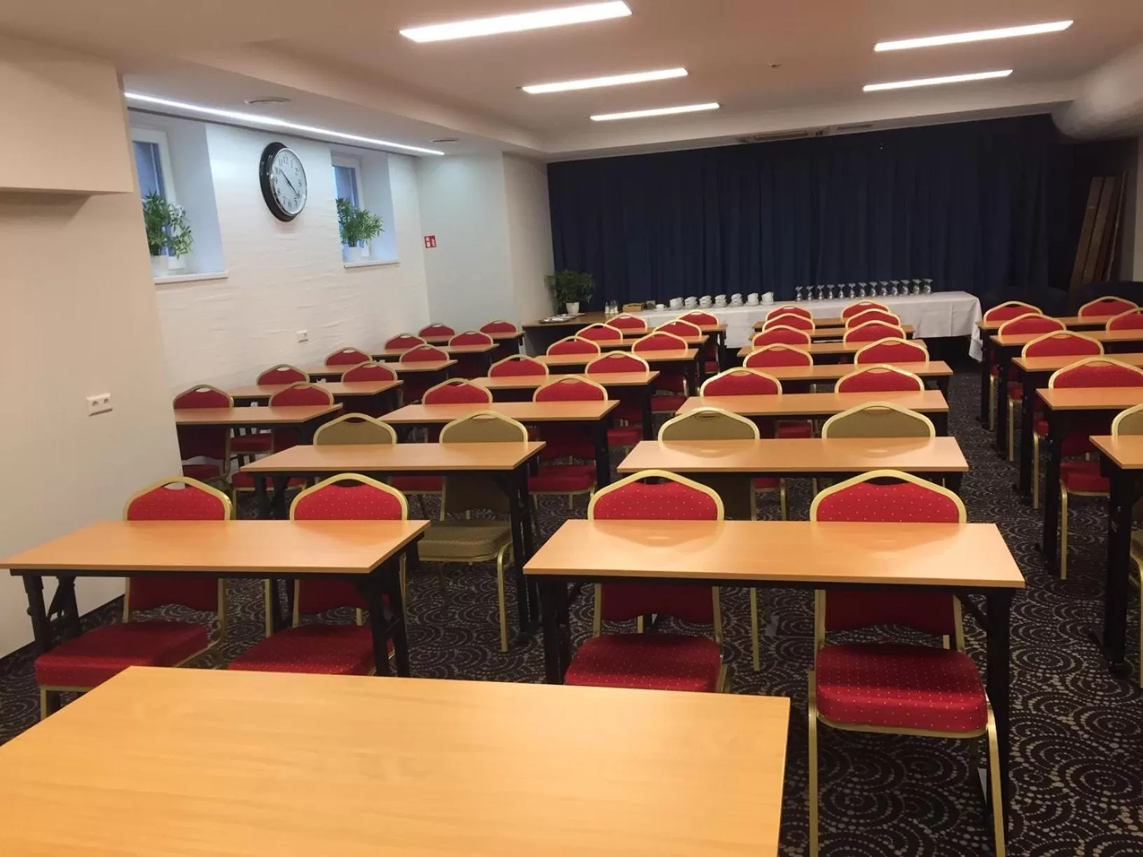 Business facilities in City Gate